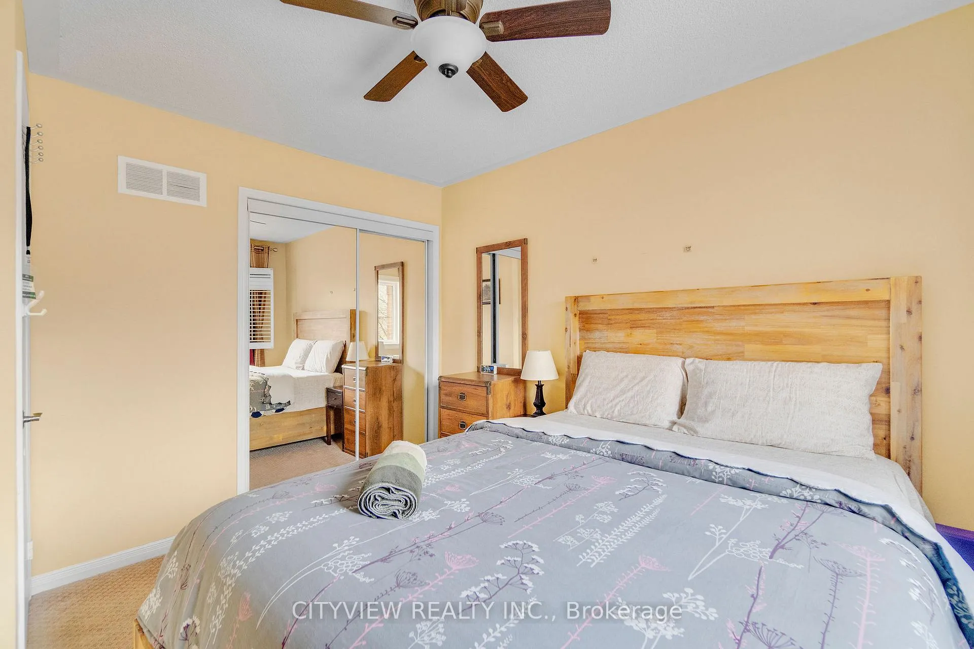 Photo 33 of Unit 67, 6050 Bidwell Trail, Mississauga, East Credit — HOMEH