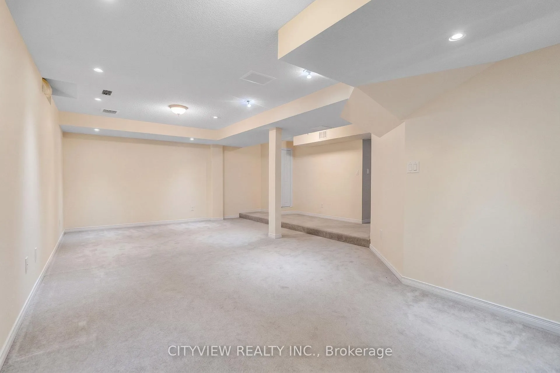 Photo 43 of Unit 67, 6050 Bidwell Trail, Mississauga, East Credit — HOMEH