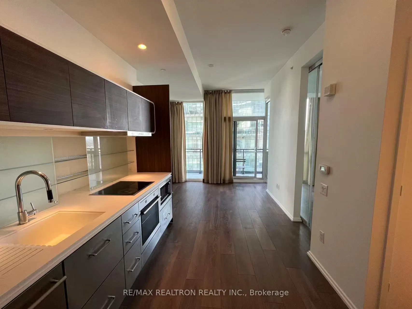 Photo 2 of Unit 5105, 45 Charles Street E, Toronto, Church-Yonge Corridor — HOMEH