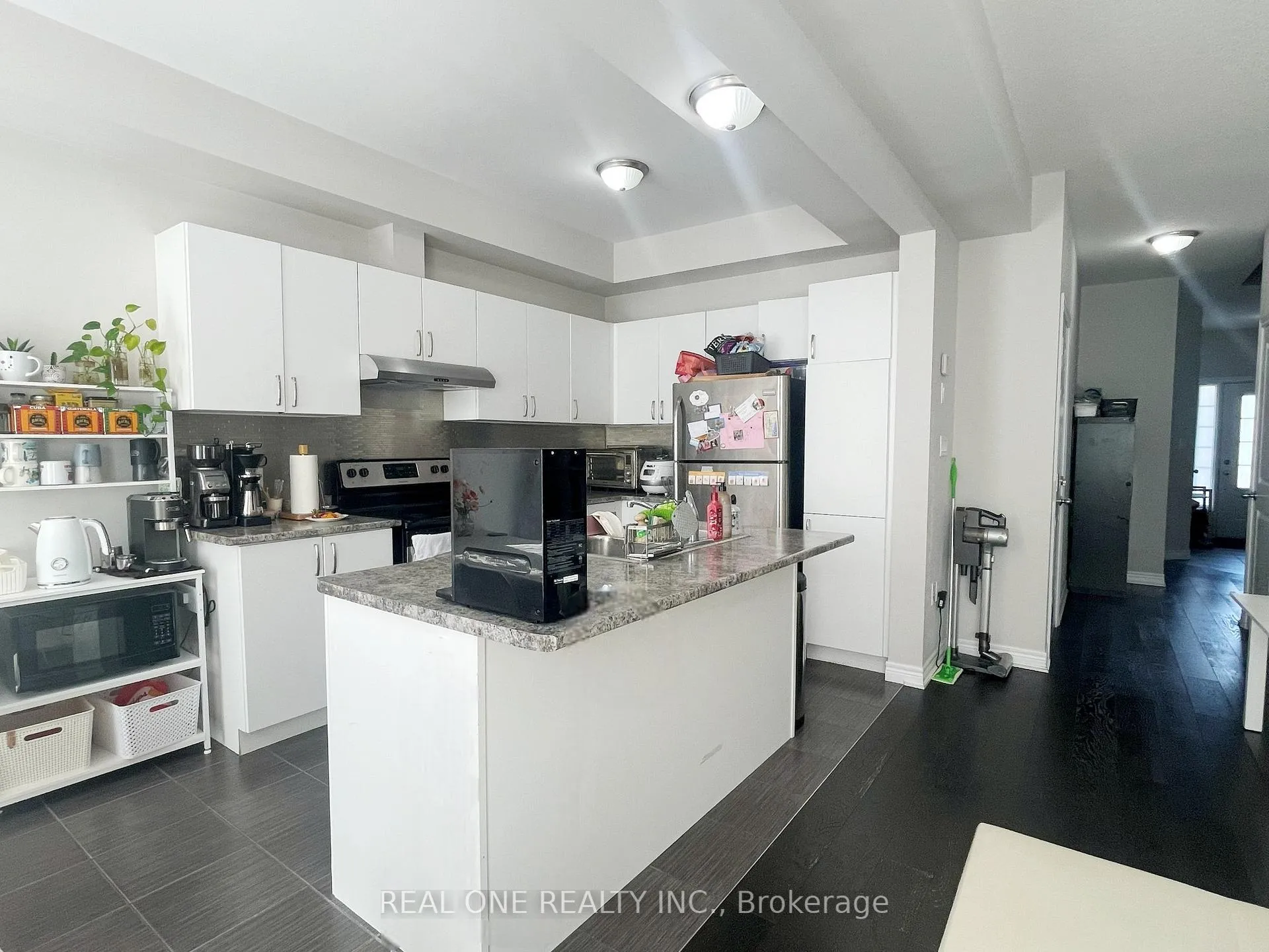 Photo 7 of Unit 27, 90 Raymond Road, Hamilton, Meadowlands — HOMEH