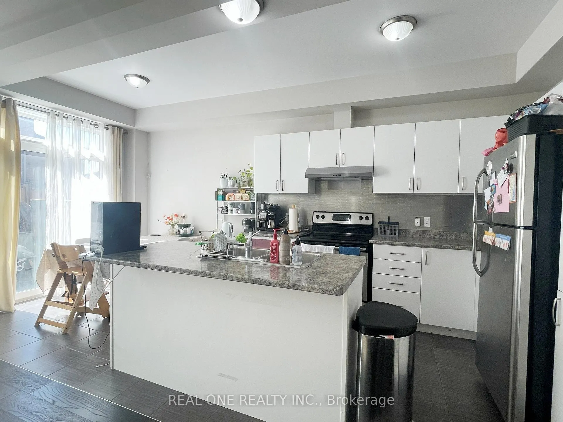 Photo 8 of Unit 27, 90 Raymond Road, Hamilton, Meadowlands — HOMEH