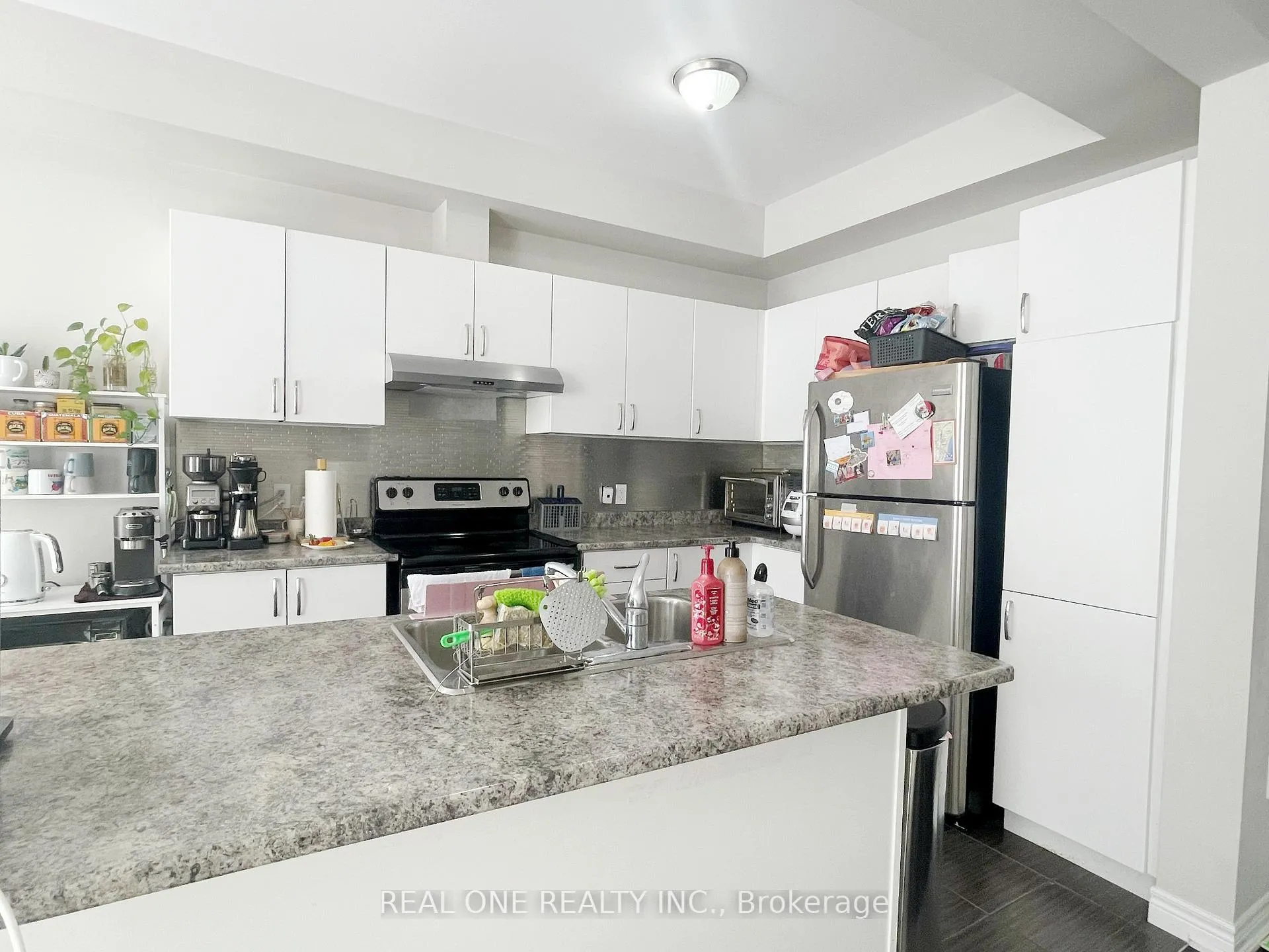 Photo 9 of Unit 27, 90 Raymond Road, Hamilton, Meadowlands — HOMEH