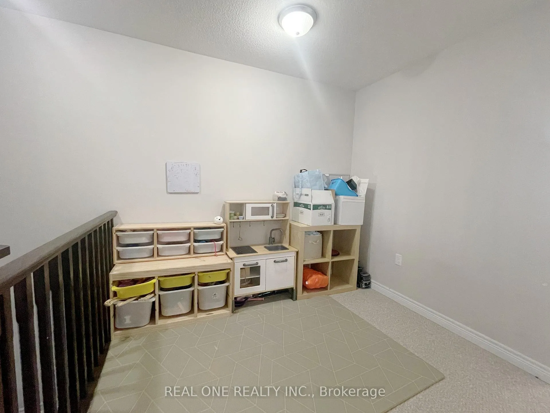 Photo 19 of Unit 27, 90 Raymond Road, Hamilton, Meadowlands — HOMEH