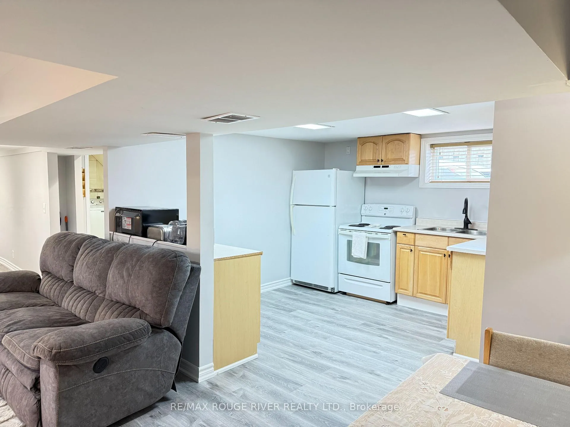 Photo 7 of Unit Bsmt, 717 Victory Drive, Pickering, West Shore — HOMEH