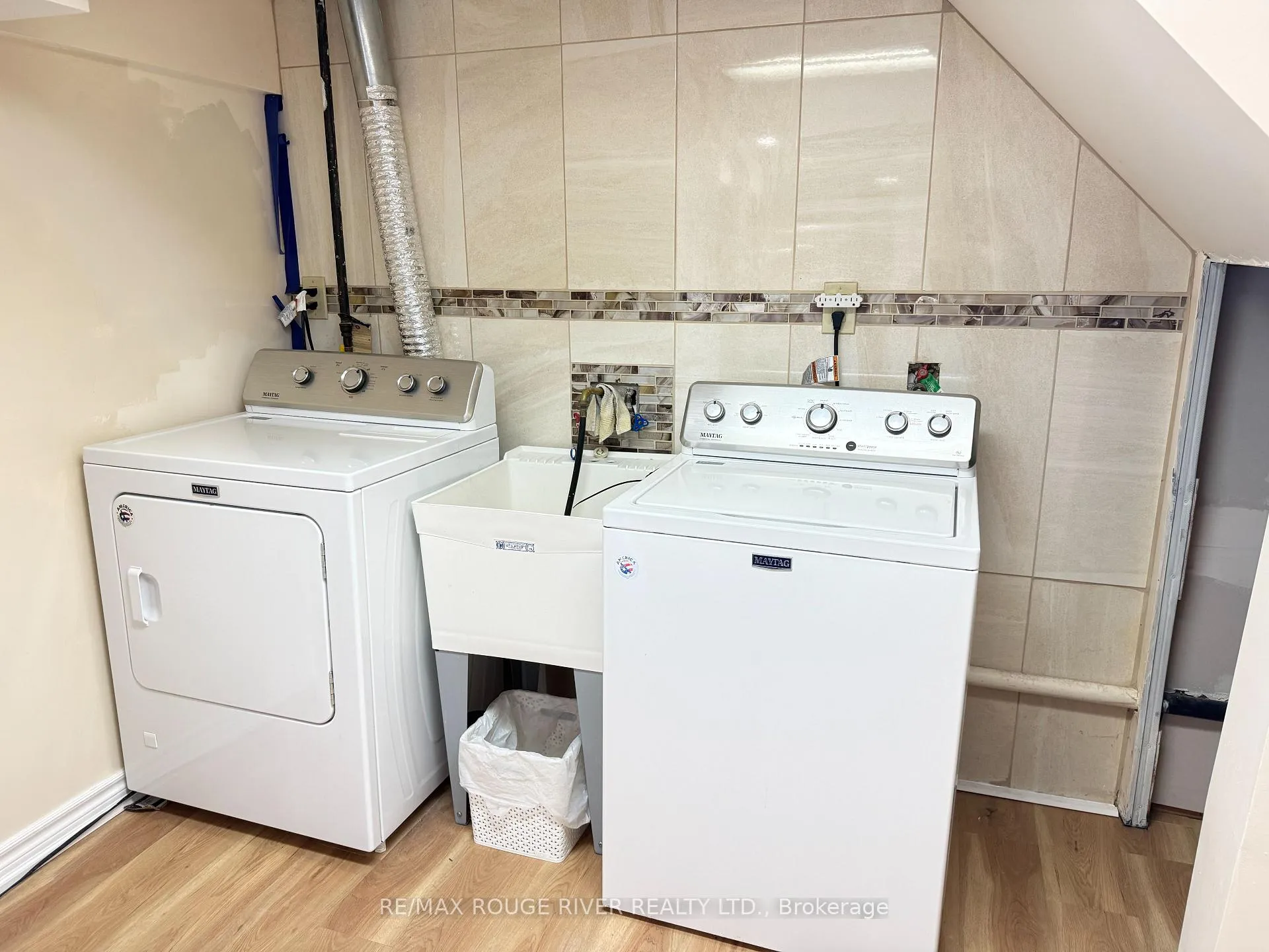 Photo 24 of Unit Bsmt, 717 Victory Drive, Pickering, West Shore — HOMEH