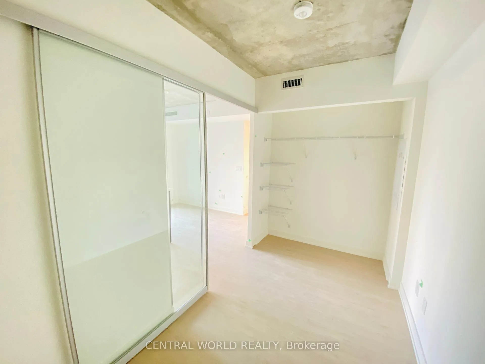 Photo 6 of Unit 1701, 65 Mutual Street, Toronto, Church-Yonge Corridor — HOMEH