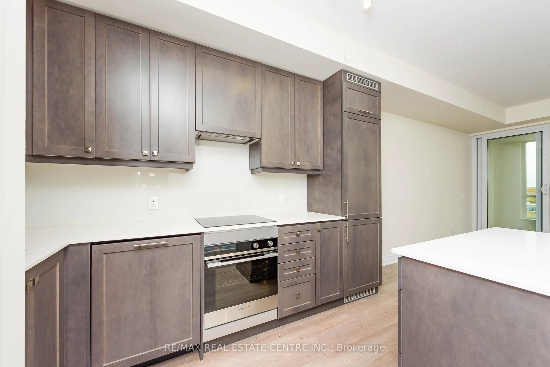 Photo 11 of Unit 520, 9085 Jane Street, Vaughan, Concord — HOMEH