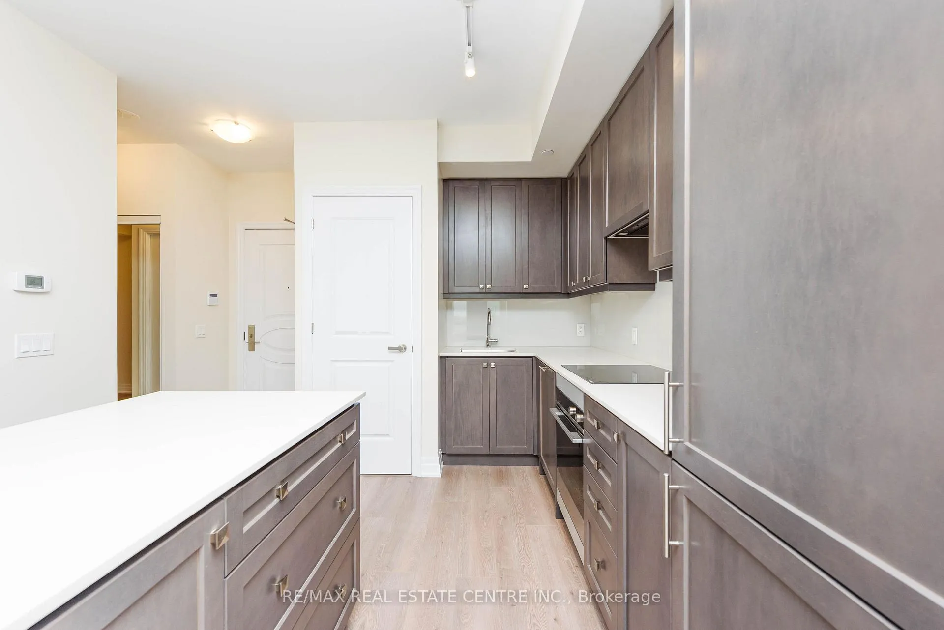 Photo 12 of Unit 520, 9085 Jane Street, Vaughan, Concord — HOMEH