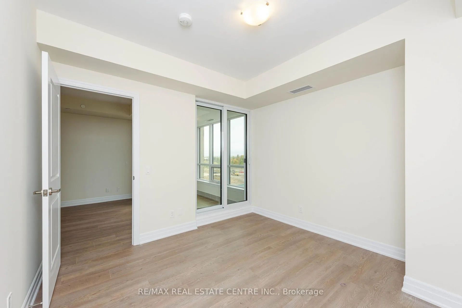 Photo 17 of Unit 520, 9085 Jane Street, Vaughan, Concord — HOMEH