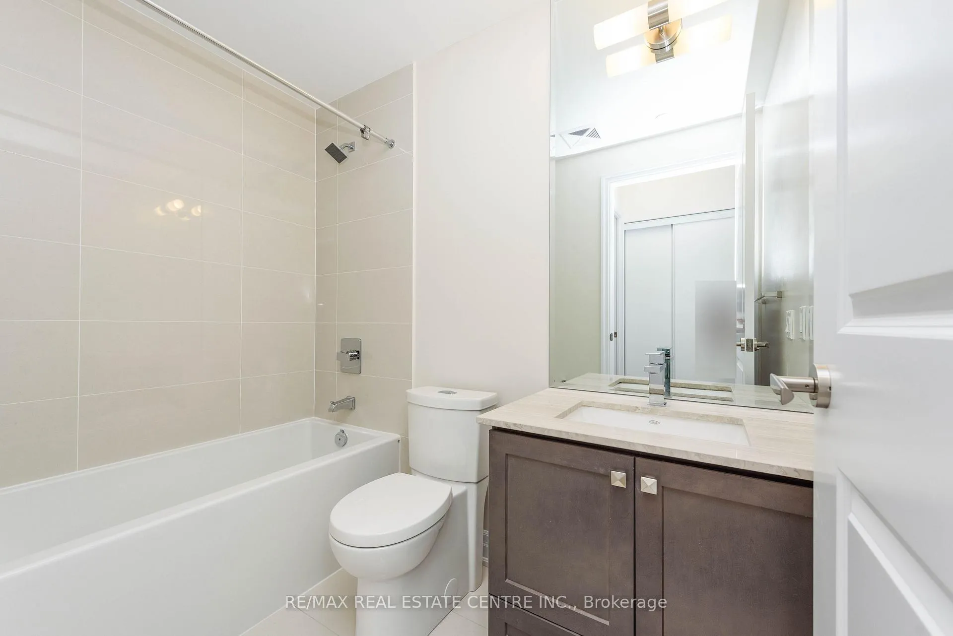 Photo 20 of Unit 520, 9085 Jane Street, Vaughan, Concord — HOMEH