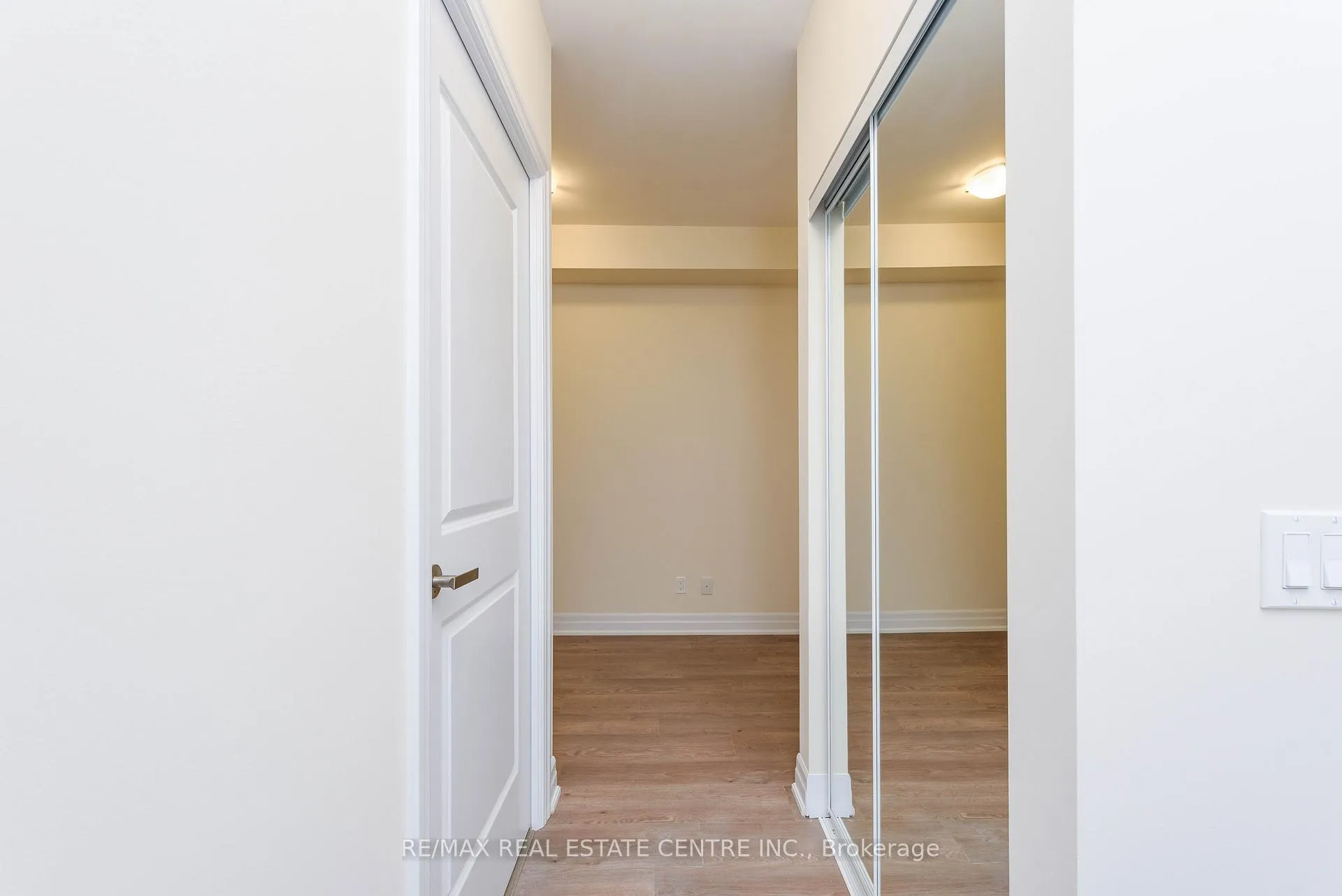 Photo 23 of Unit 520, 9085 Jane Street, Vaughan, Concord — HOMEH