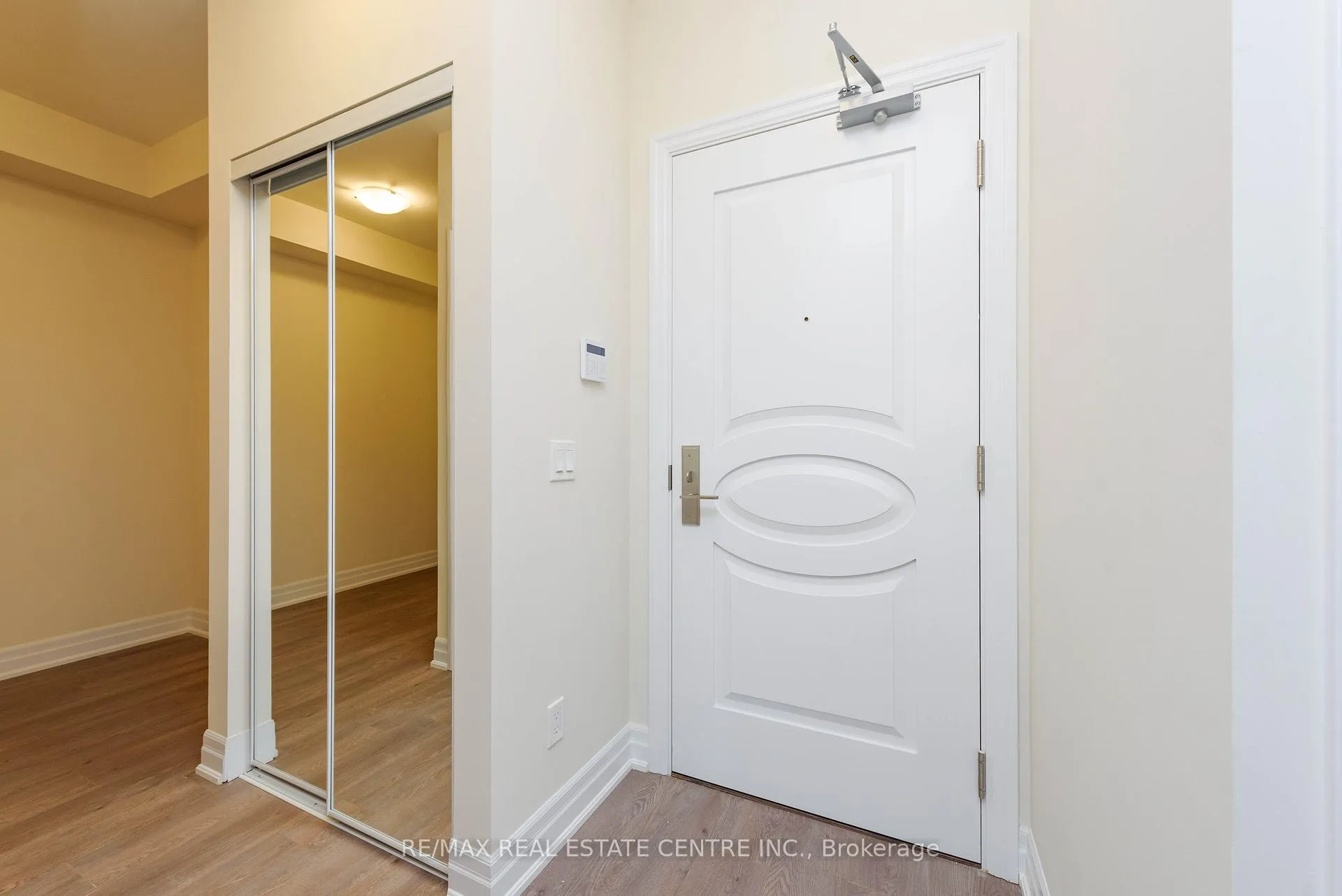 Photo 25 of Unit 520, 9085 Jane Street, Vaughan, Concord — HOMEH
