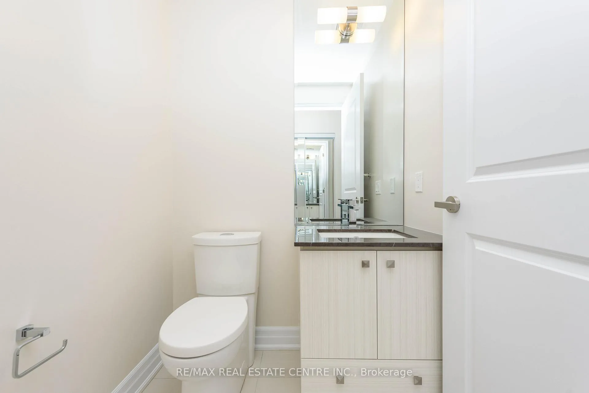 Photo 26 of Unit 520, 9085 Jane Street, Vaughan, Concord — HOMEH