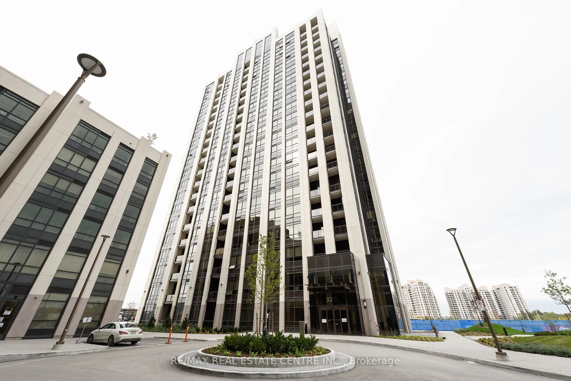 Photo 33 of Unit 520, 9085 Jane Street, Vaughan, Concord — HOMEH