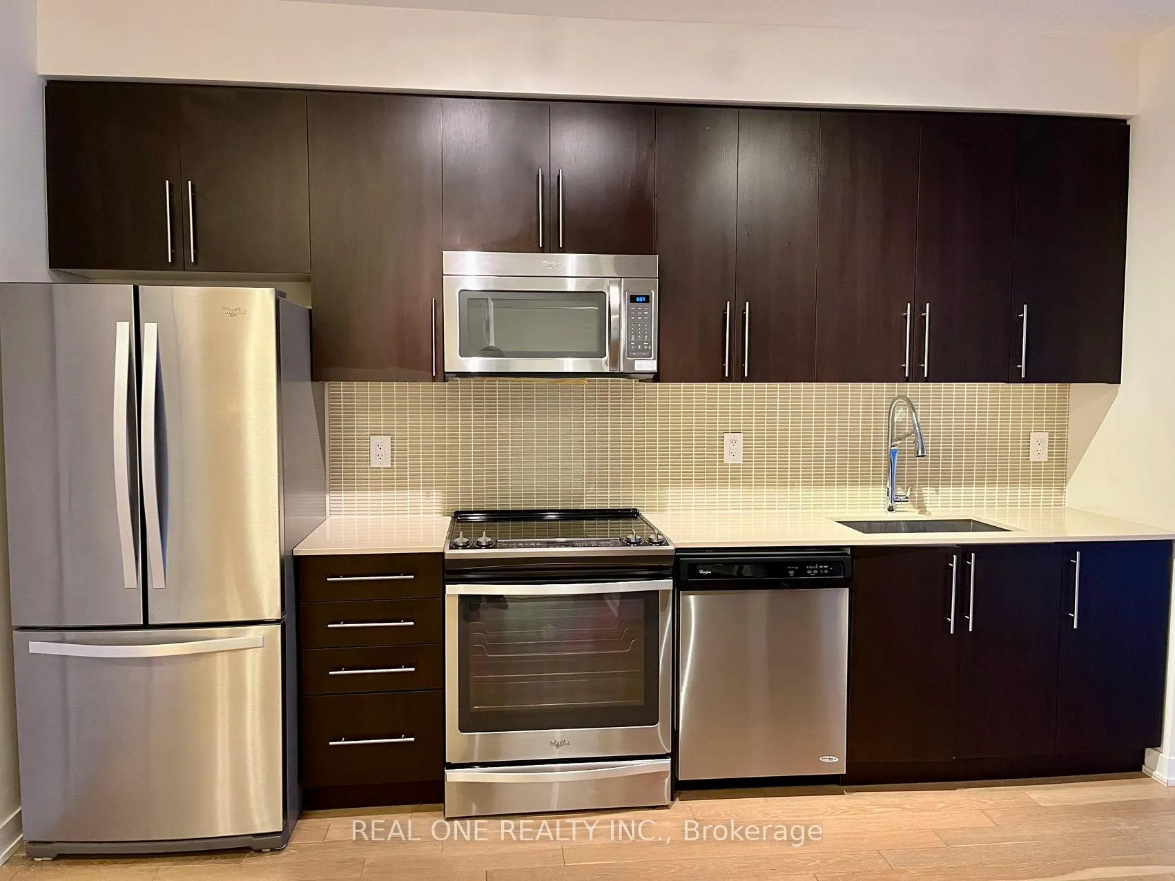 Front of Unit 1510, 510 Curran Place
