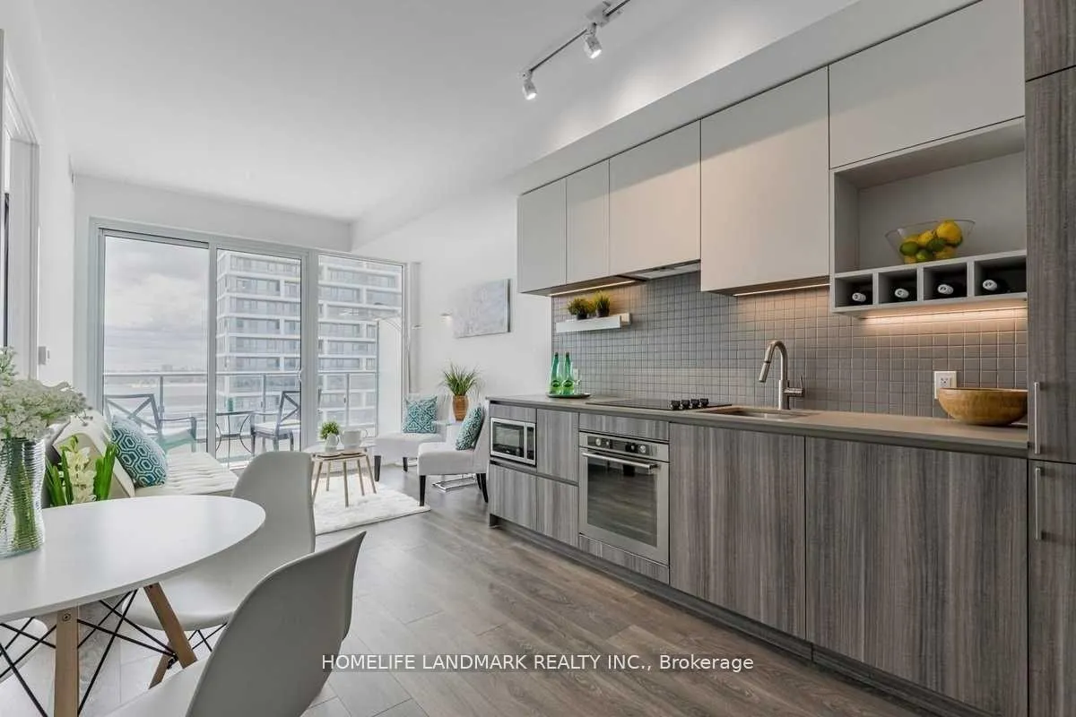 Photo 6 of Unit 1906, 898 Portage Parkway, Vaughan, Vaughan Corporate Centre — HOMEH