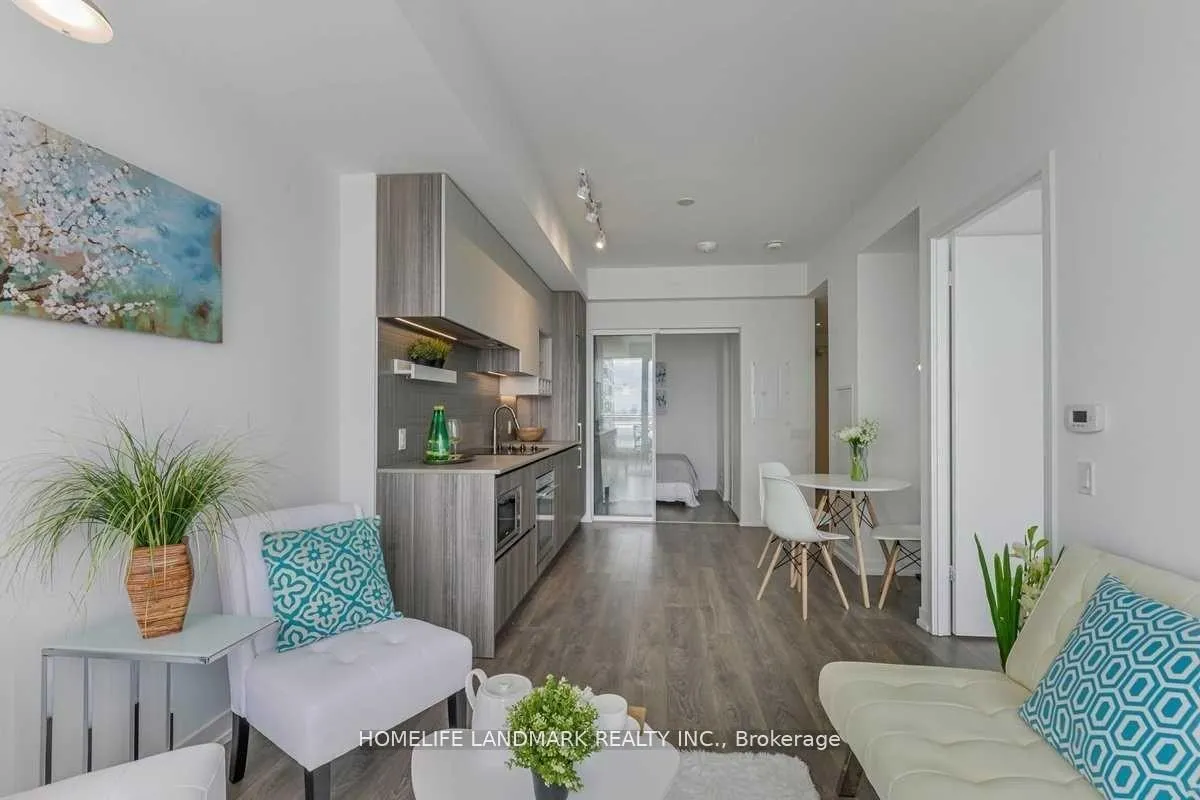 Photo 7 of Unit 1906, 898 Portage Parkway, Vaughan, Vaughan Corporate Centre — HOMEH