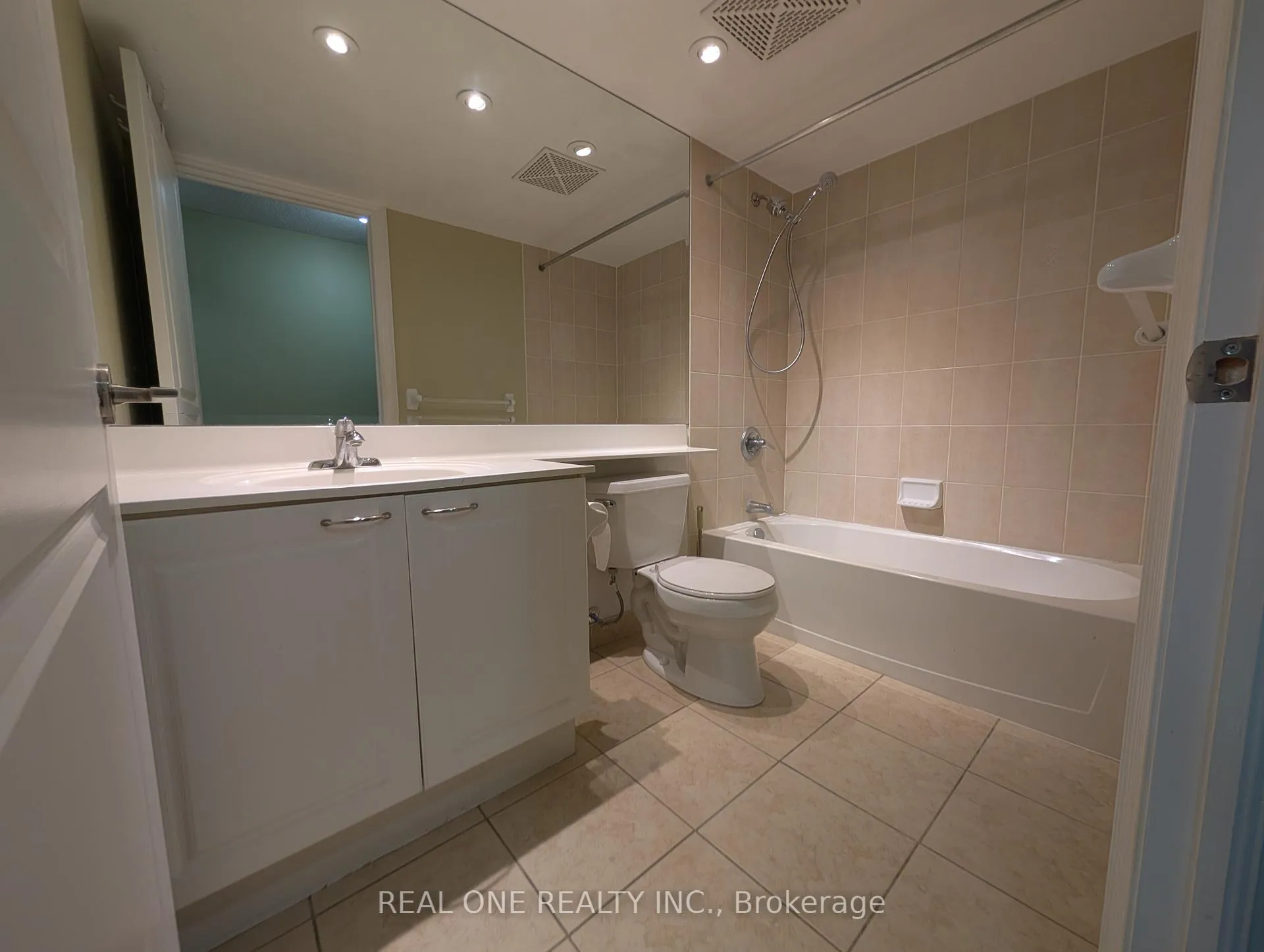 Photo 5 of Unit 1001, 88 Times Avenue, Markham, Commerce Valley — HOMEH