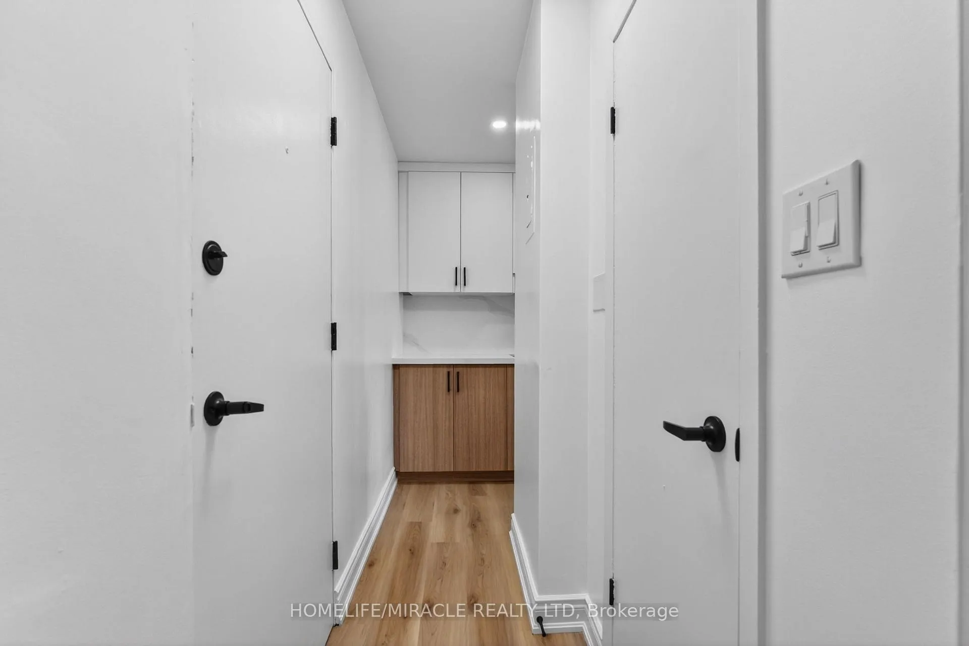 Photo 17 of Unit 5, 456 Carlton Street, St. Catharines, Facer — HOMEH