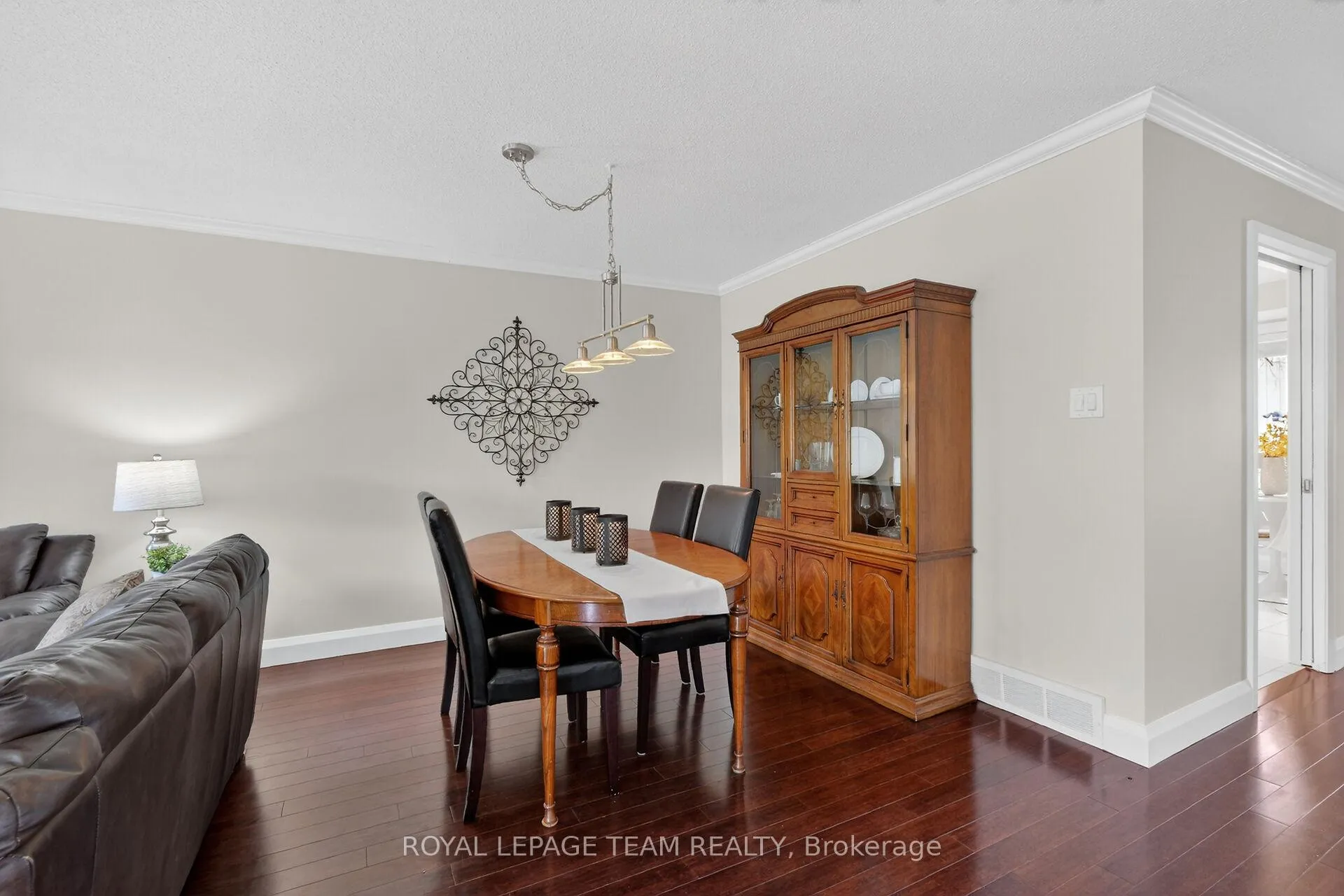 Photo 11 of 10 Pebble Beach Court, Ottawa, Stittsville (Central) — HOMEH