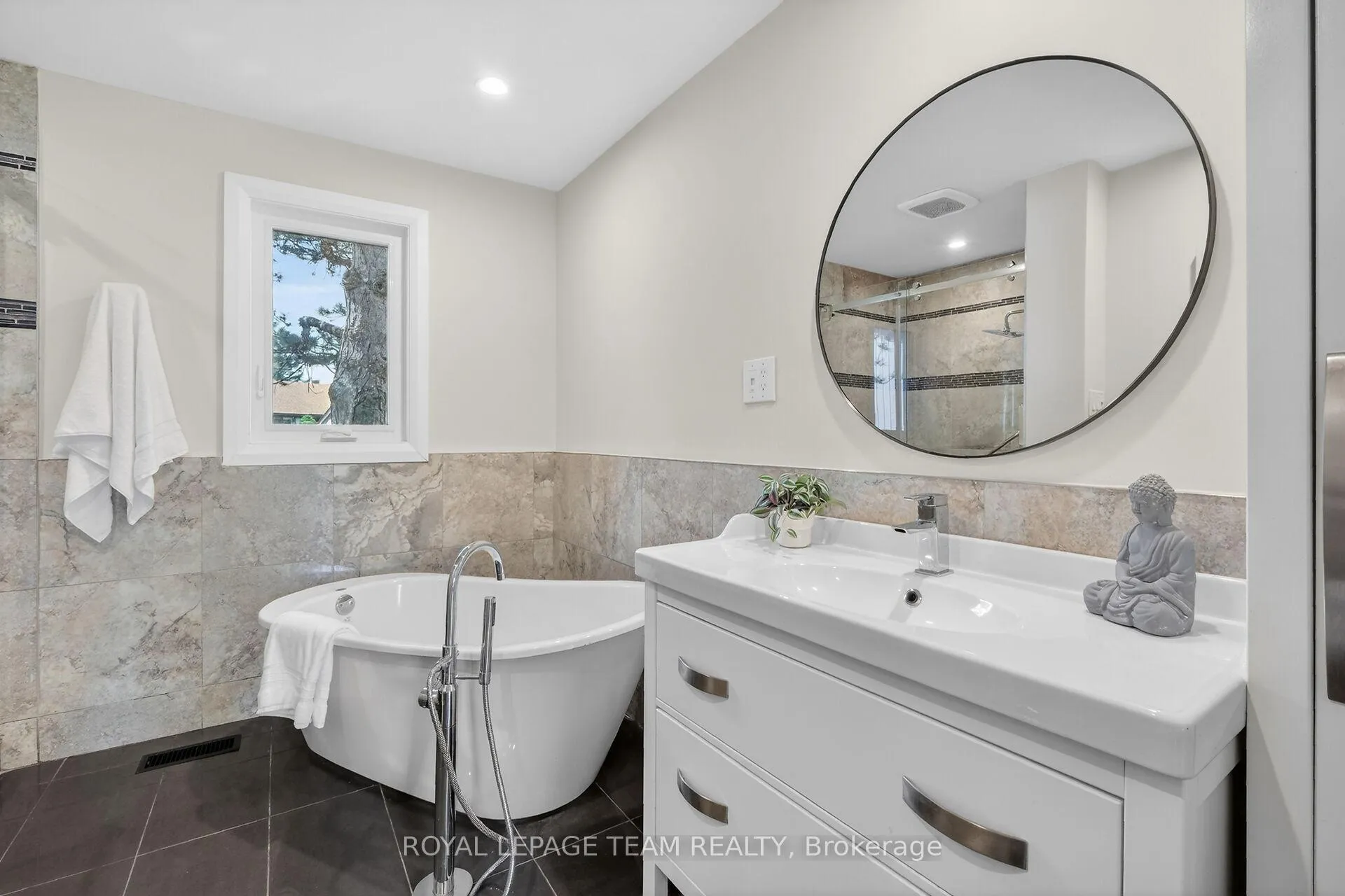 Photo 27 of 10 Pebble Beach Court, Ottawa, Stittsville (Central) — HOMEH