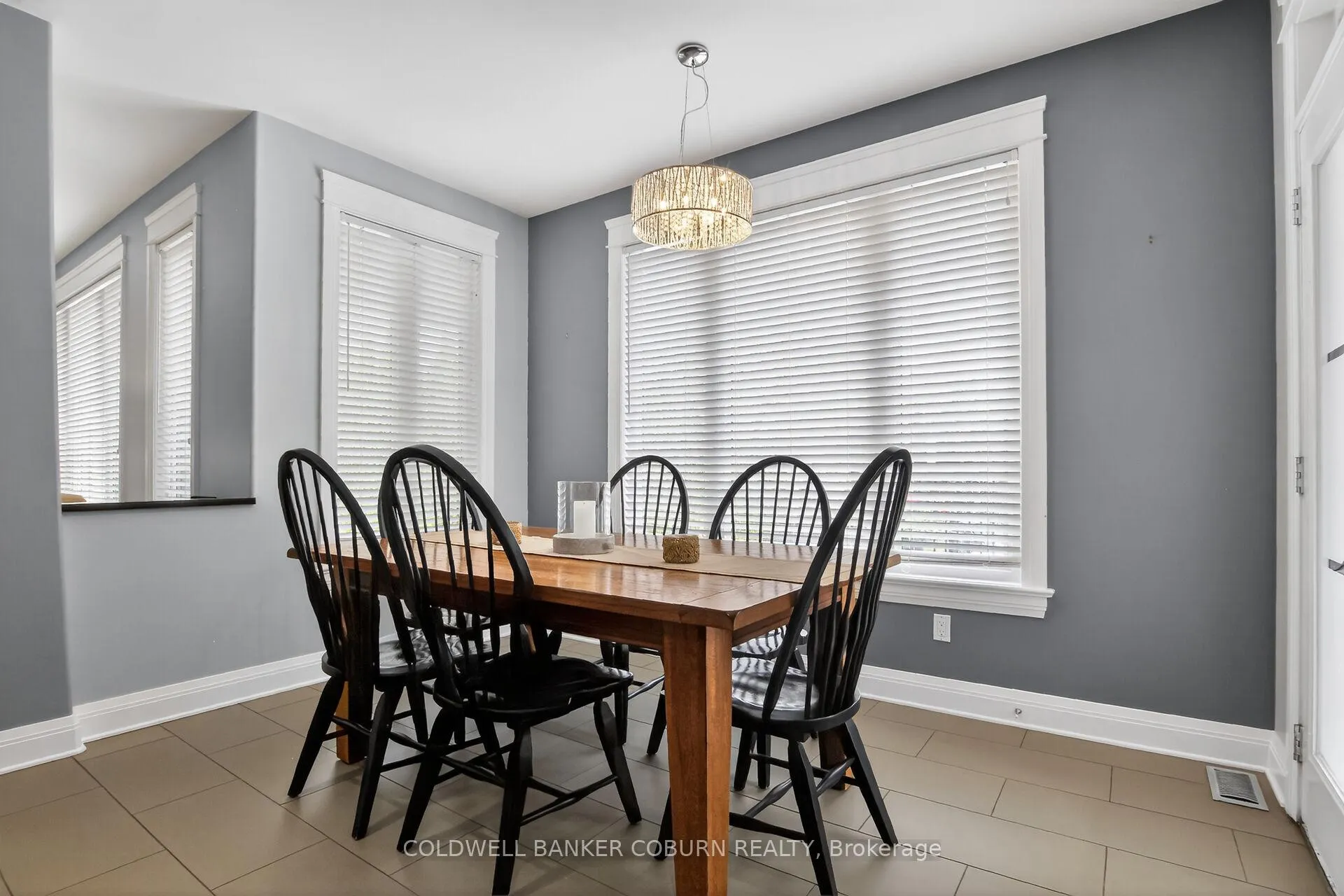 Photo 14 of 211 Jensen Court, Ottawa, Carp — HOMEH