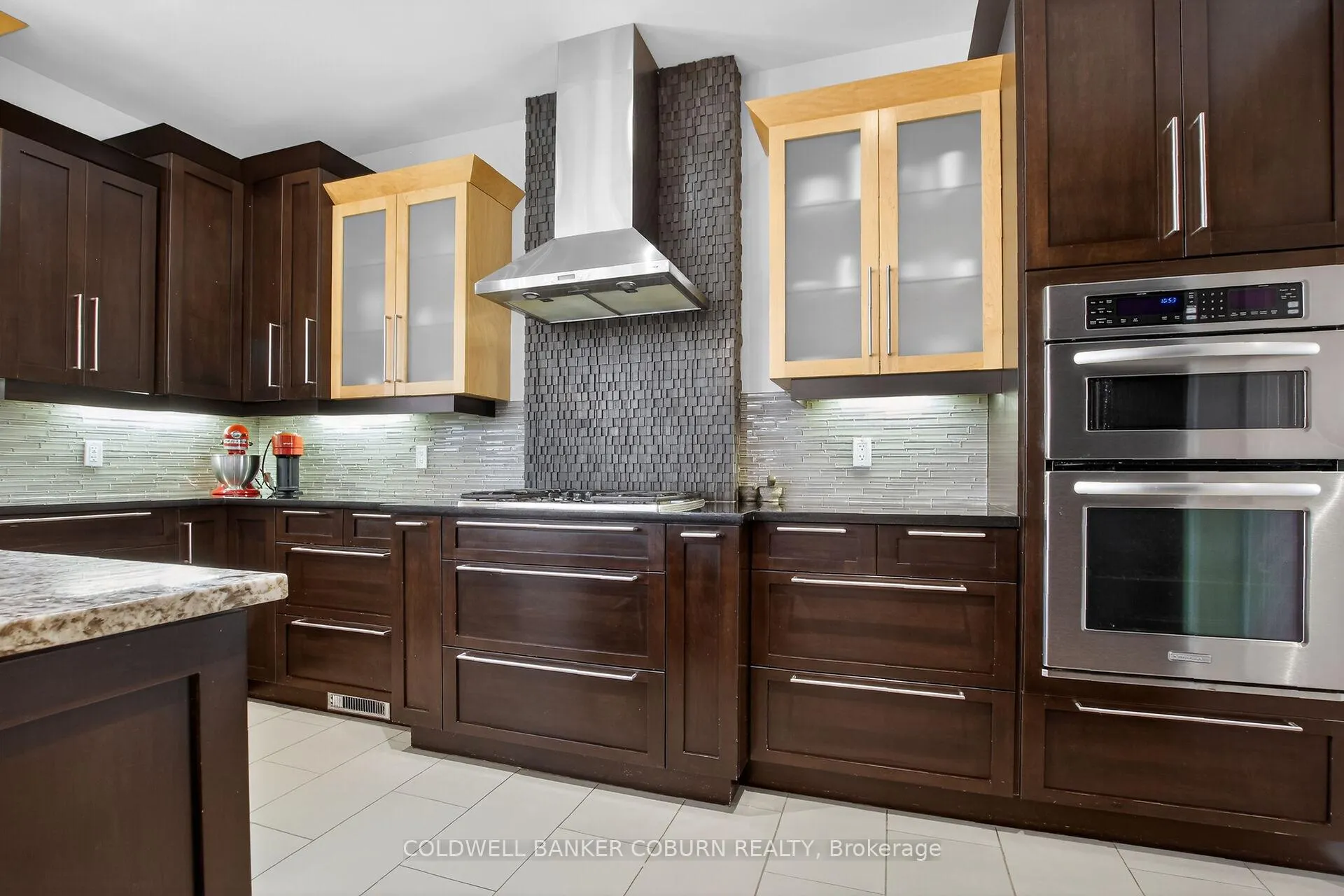Photo 18 of 211 Jensen Court, Ottawa, Carp — HOMEH