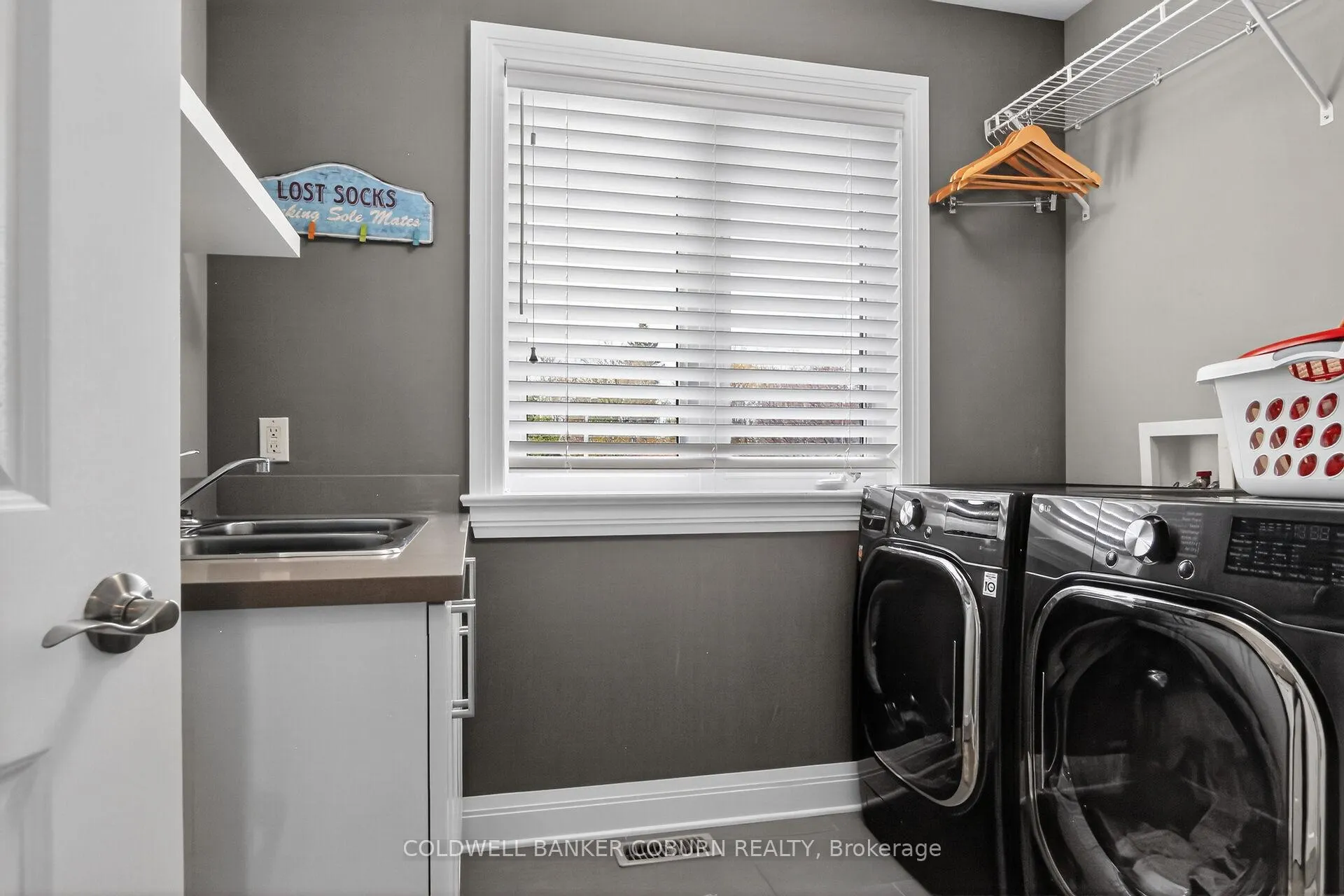 Photo 35 of 211 Jensen Court, Ottawa, Carp — HOMEH