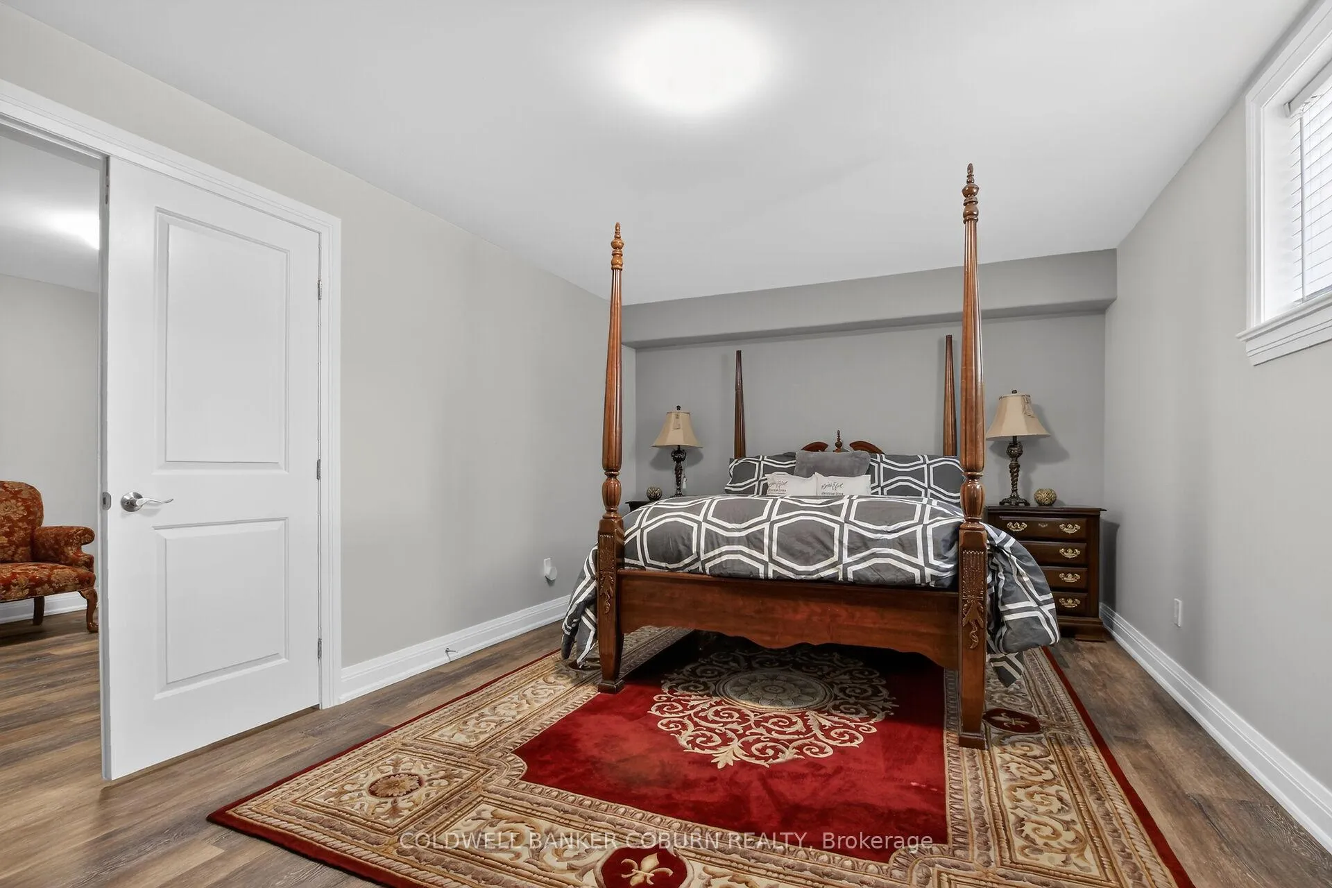 Photo 37 of 211 Jensen Court, Ottawa, Carp — HOMEH
