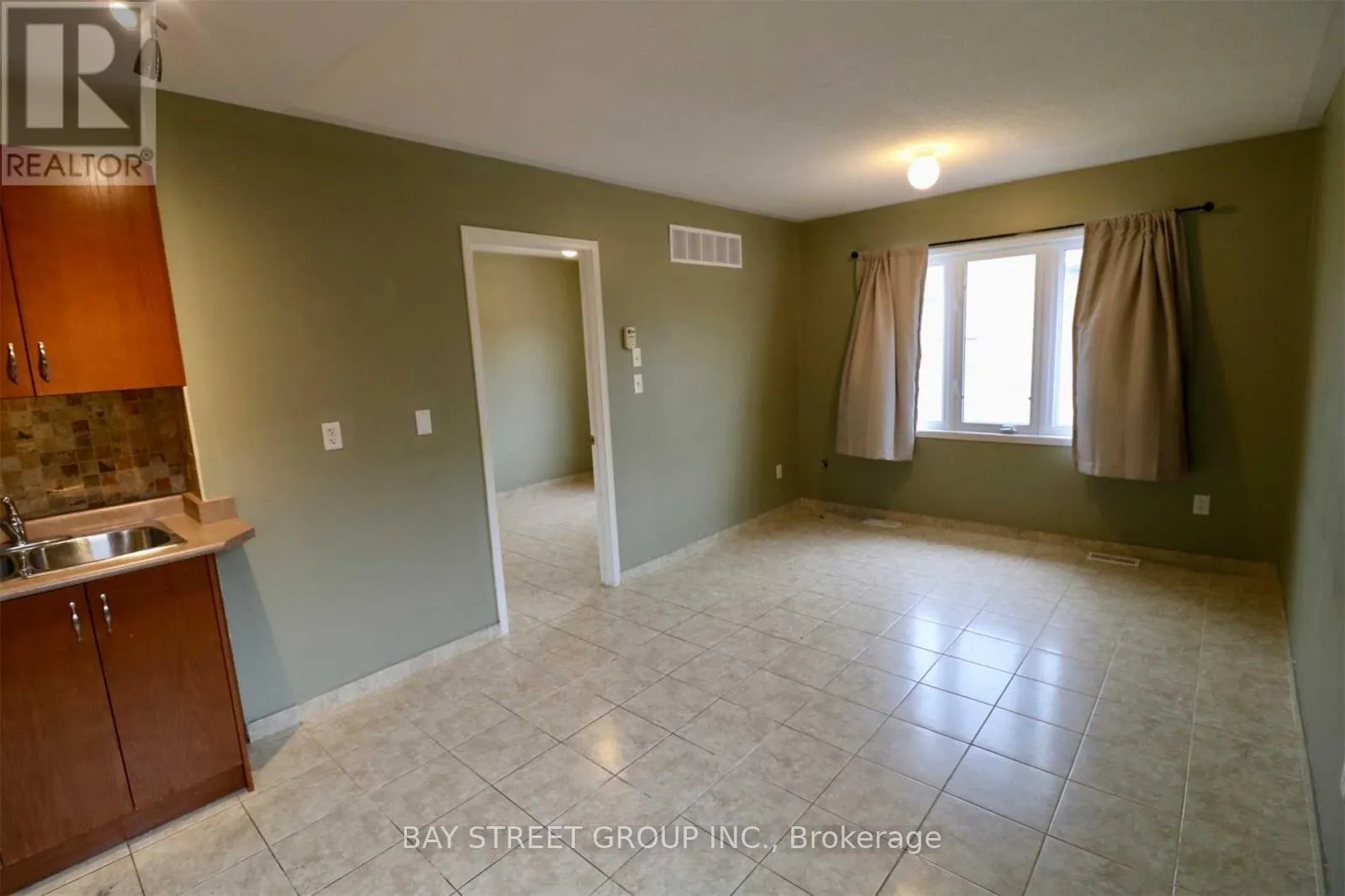 Photo 3 of 46 Balsam Street, Markham, Cornell — HOMEH