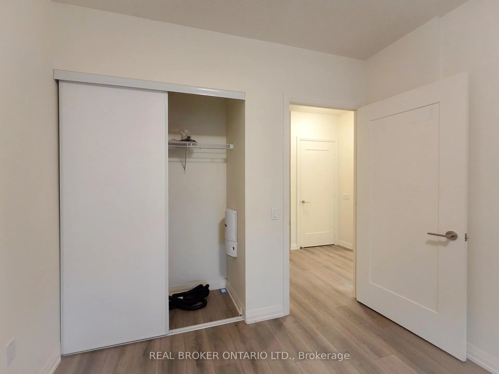 Photo 12 of Unit 618, 9000 Jane Street, Vaughan, Concord — HOMEH
