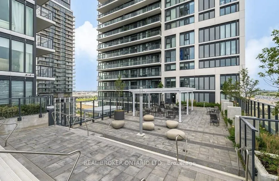 Photo 32 of Unit 618, 9000 Jane Street, Vaughan, Concord — HOMEH