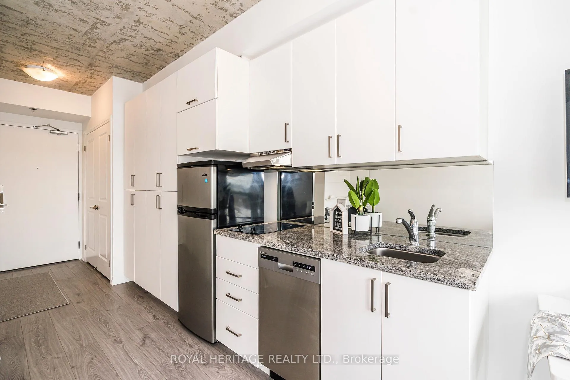 Photo 9 of Unit 614, 1900 Simcoe Street N, Oshawa, Samac — HOMEH