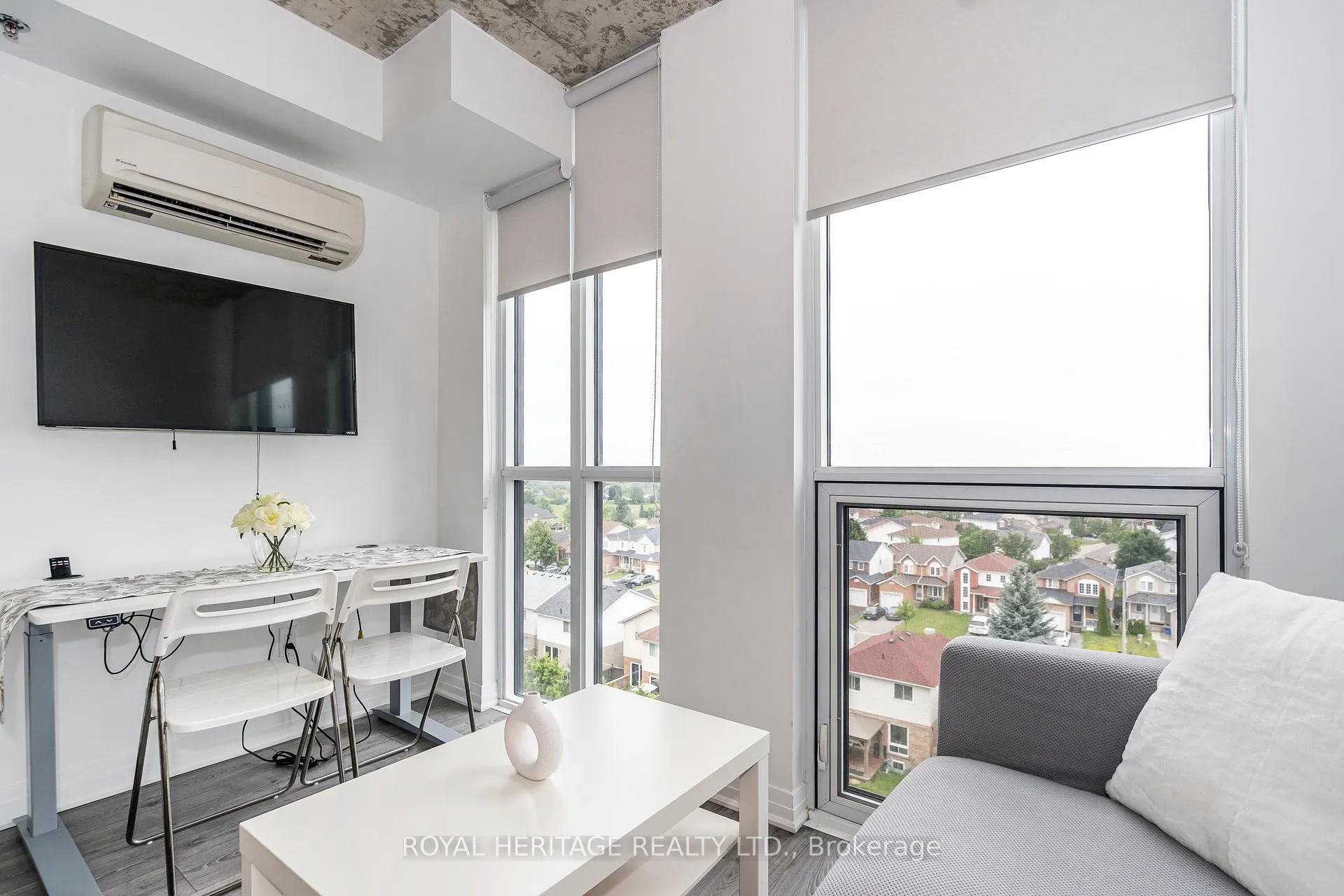 Photo 13 of Unit 614, 1900 Simcoe Street N, Oshawa, Samac — HOMEH
