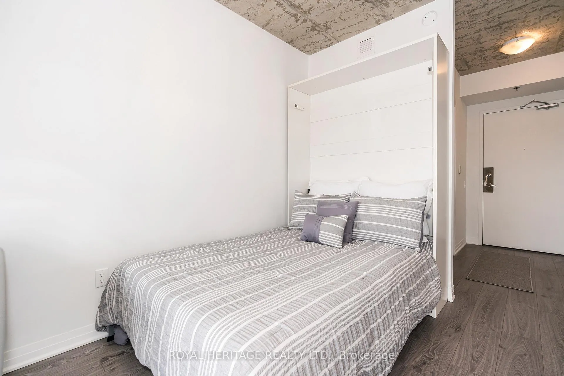 Photo 16 of Unit 614, 1900 Simcoe Street N, Oshawa, Samac — HOMEH