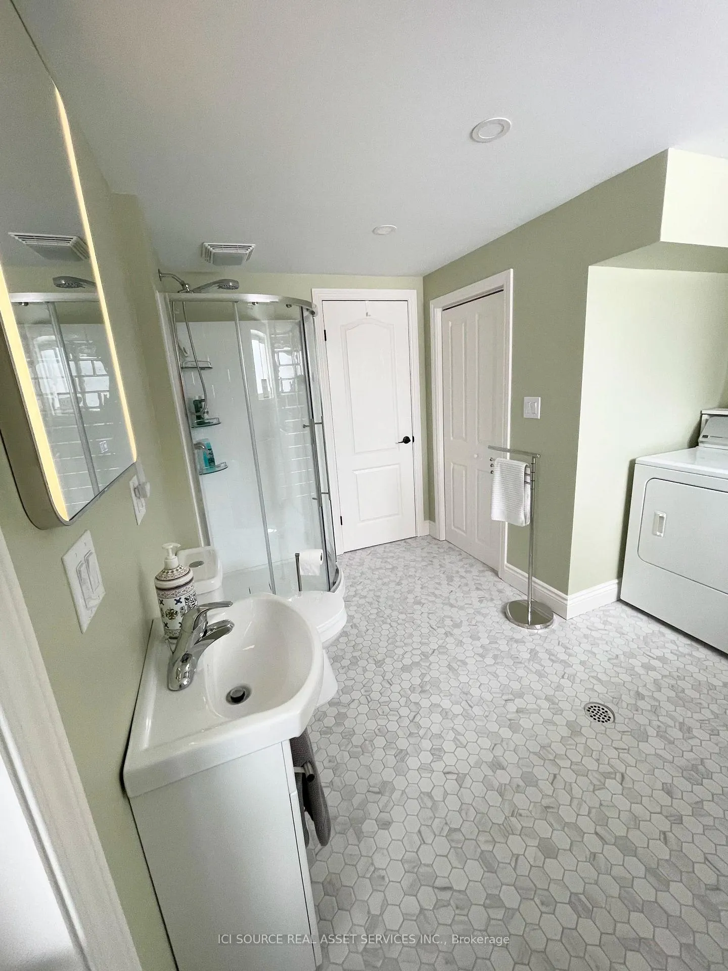 Photo 12 of 4113 Aberdeen Road, Lincoln, Beamsville — HOMEH