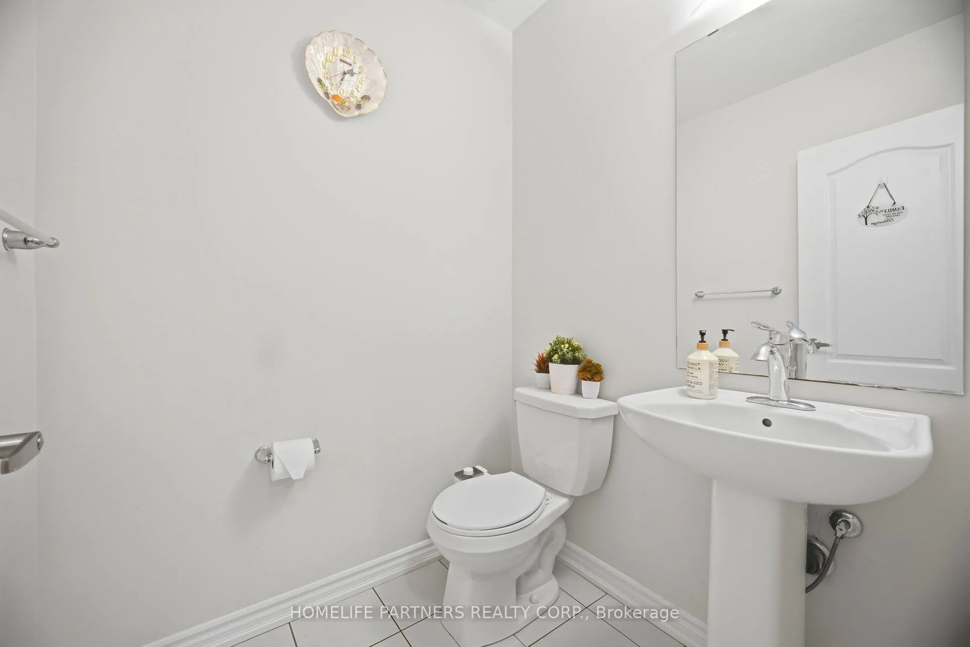 Photo 26 of 64 Lise Lane, Haldimand — HOMEH