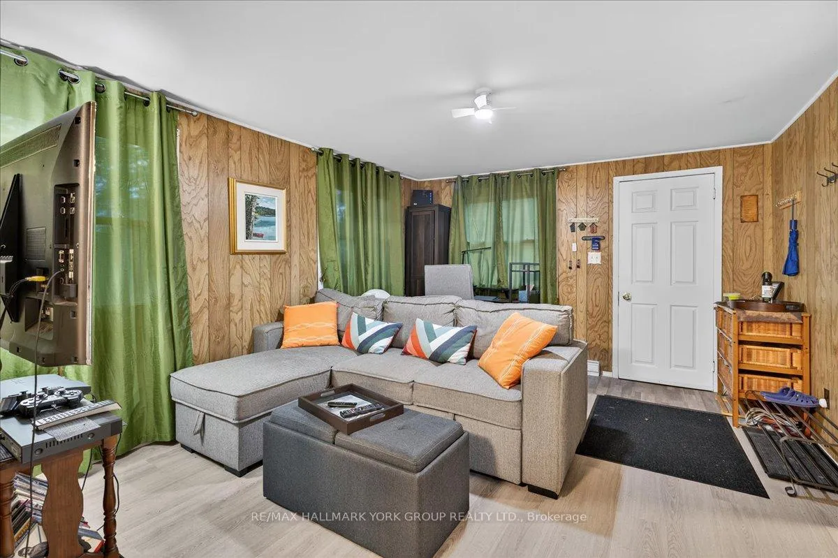 Photo 5 of 881 Clifton Boulevard, Innisfil, Alcona — HOMEH