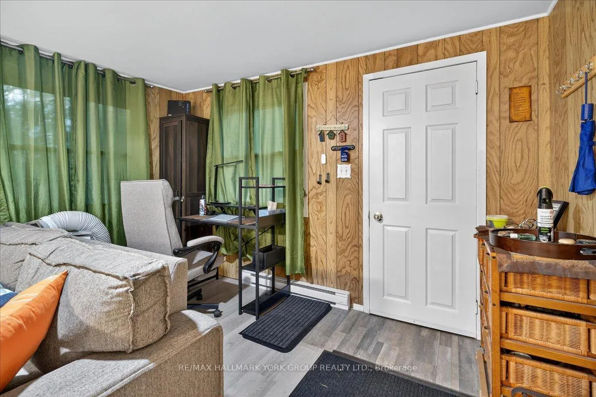 Photo 6 of 881 Clifton Boulevard, Innisfil, Alcona — HOMEH