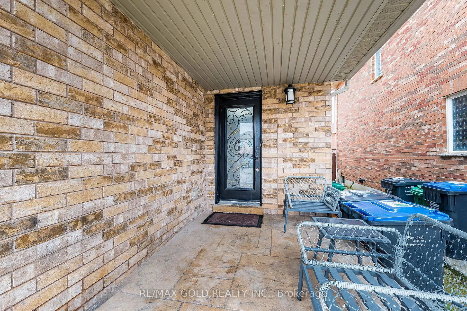 Photo 3 of 89 Cadillac Crescent, Brampton, Fletcher's Meadow — HOMEH