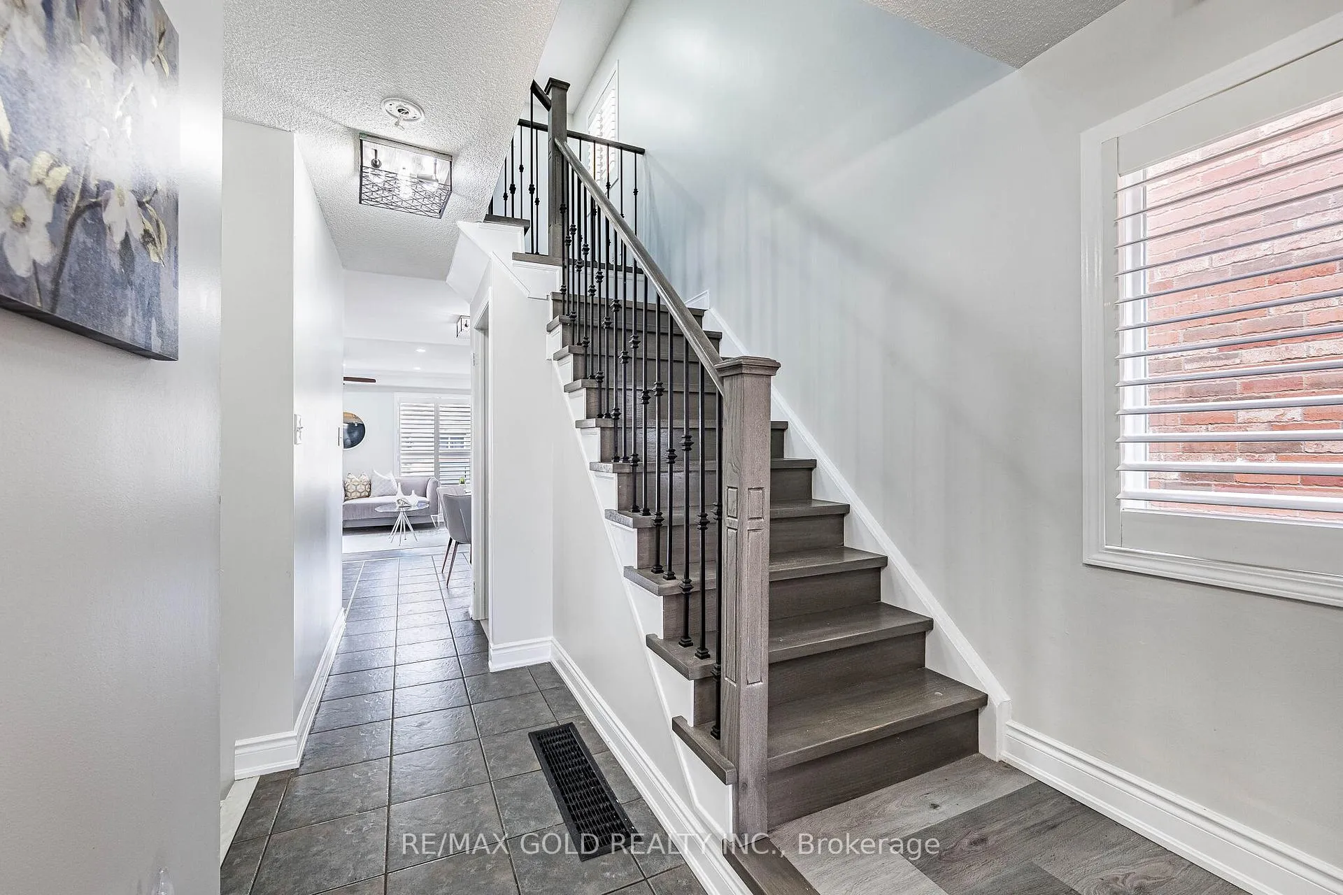 Photo 5 of 89 Cadillac Crescent, Brampton, Fletcher's Meadow — HOMEH