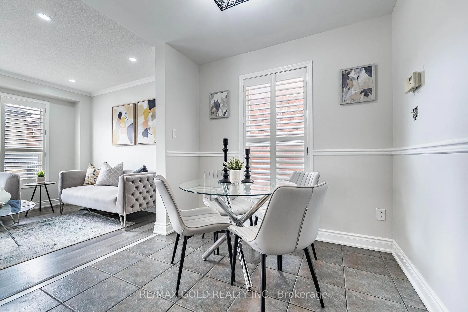 Photo 11 of 89 Cadillac Crescent, Brampton, Fletcher's Meadow — HOMEH