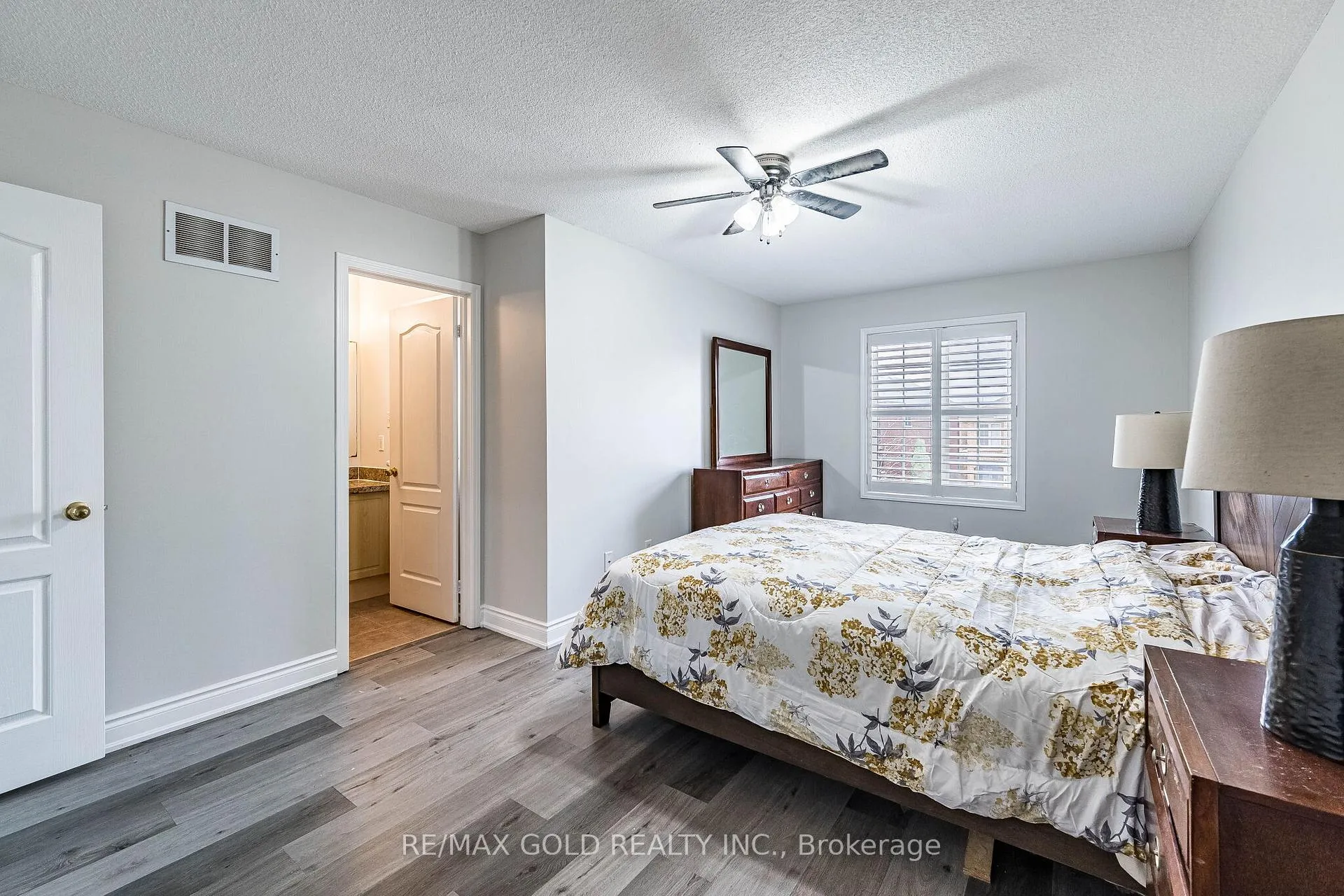 Photo 18 of 89 Cadillac Crescent, Brampton, Fletcher's Meadow — HOMEH