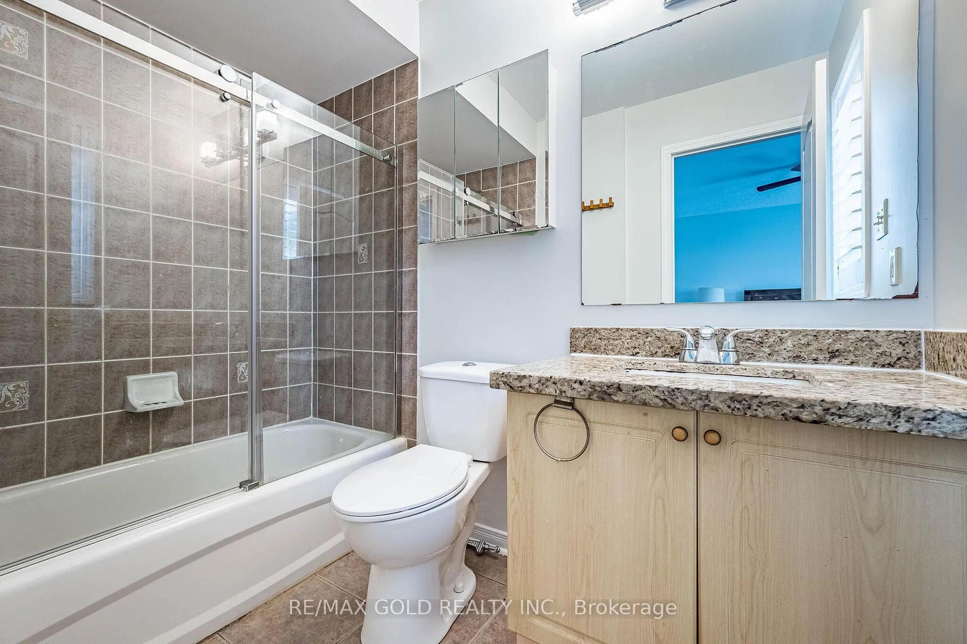 Photo 20 of 89 Cadillac Crescent, Brampton, Fletcher's Meadow — HOMEH
