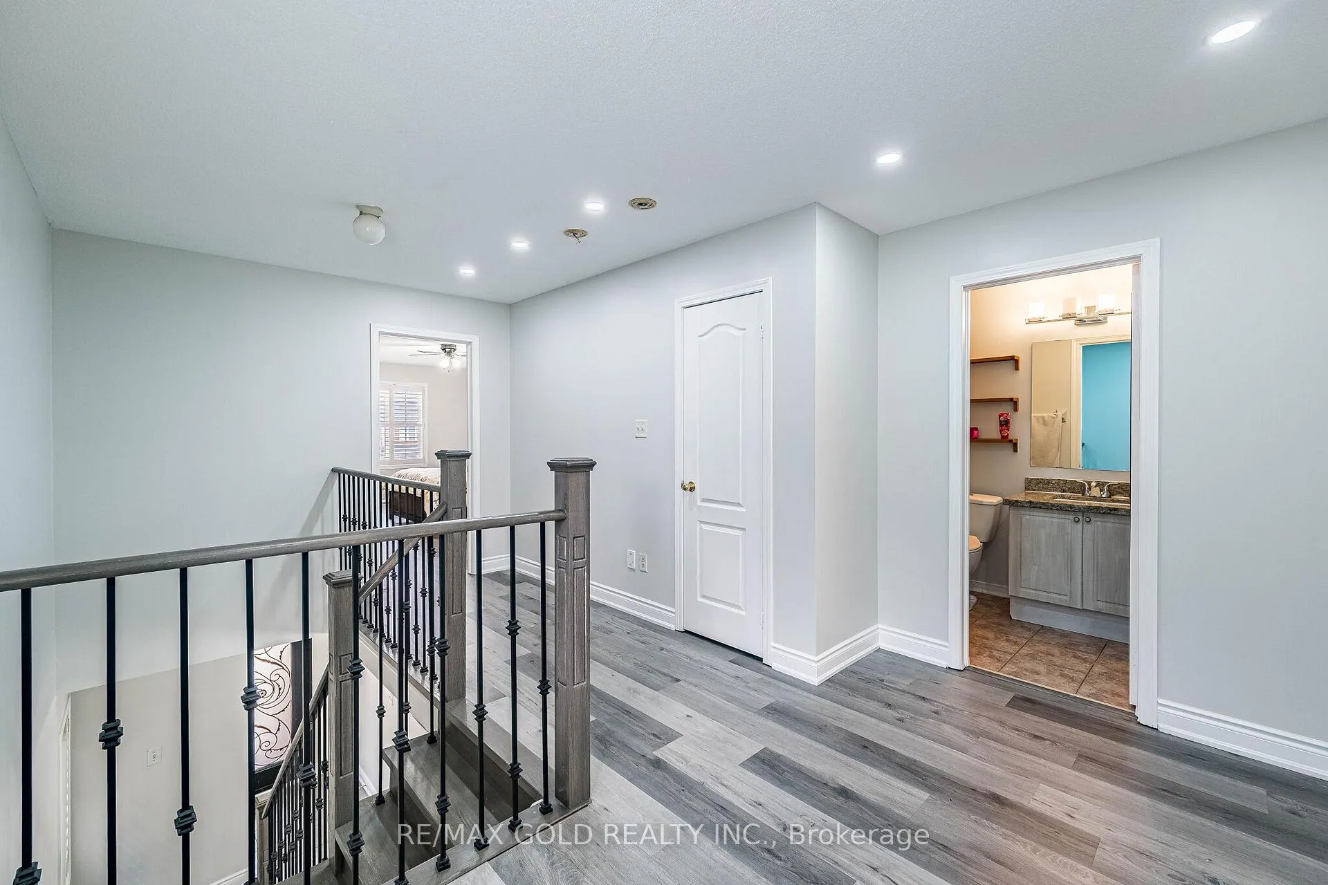 Photo 25 of 89 Cadillac Crescent, Brampton, Fletcher's Meadow — HOMEH