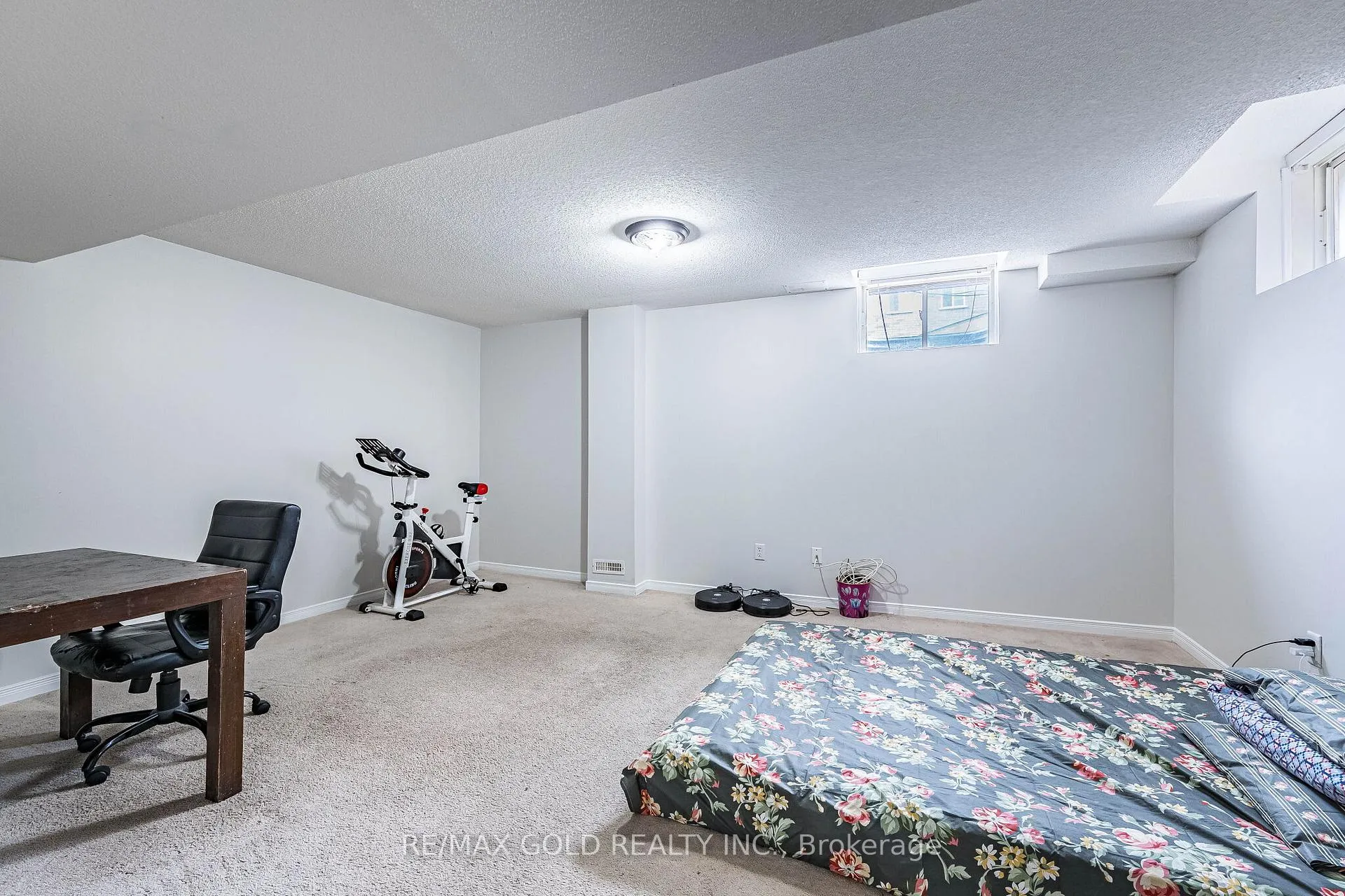 Photo 28 of 89 Cadillac Crescent, Brampton, Fletcher's Meadow — HOMEH