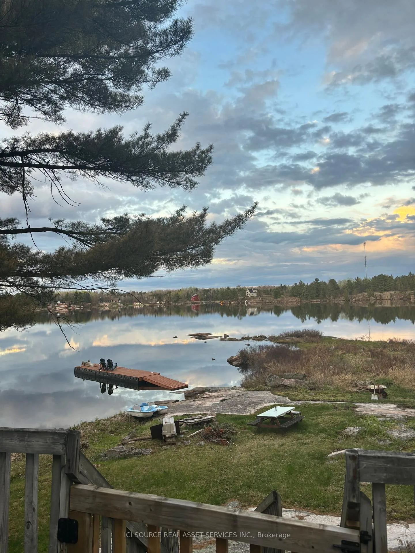 Photo 10 of 42 West Ham Lake Road, Killarney — HOMEH