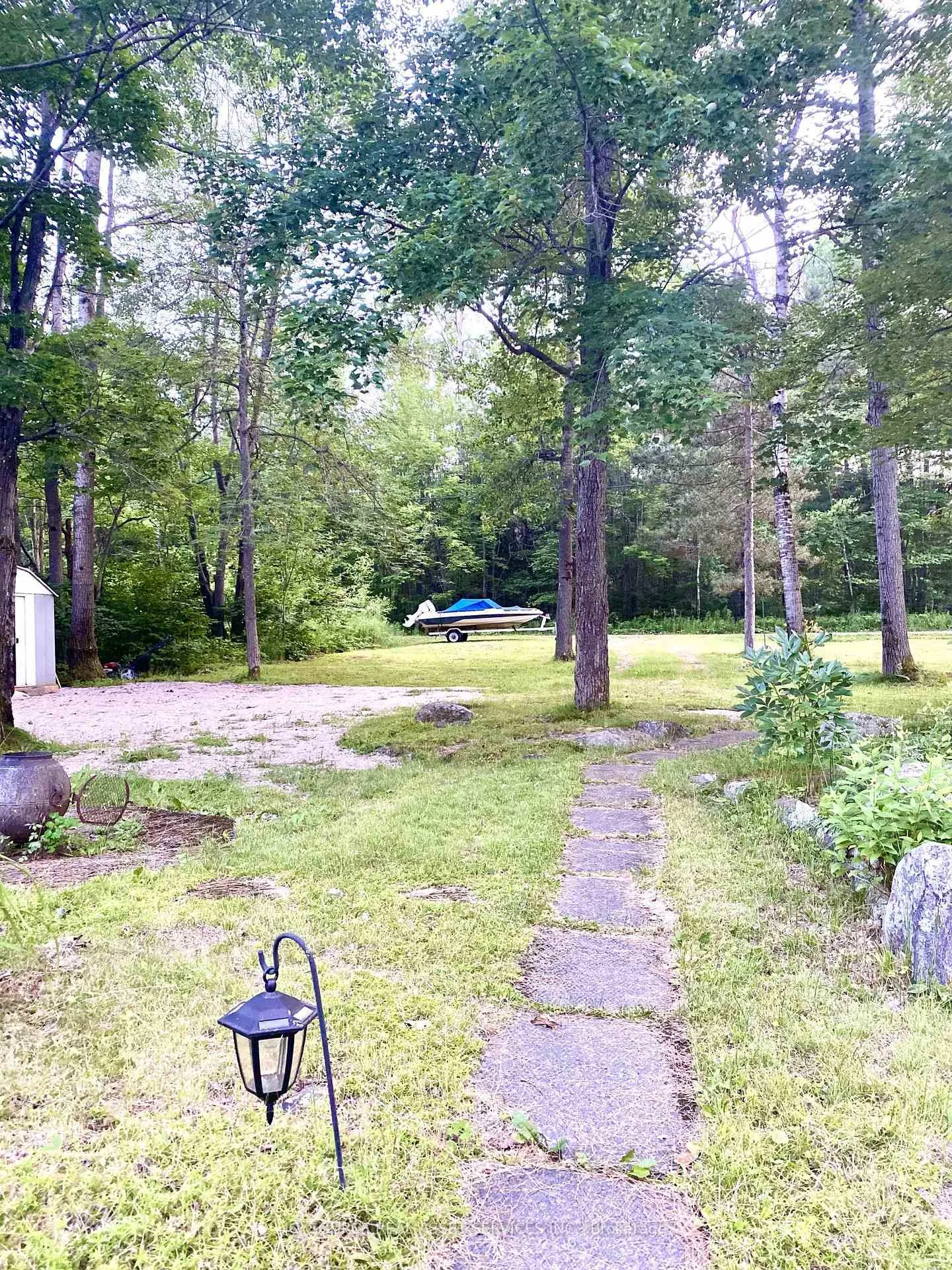 Photo 18 of 42 West Ham Lake Road, Killarney — HOMEH