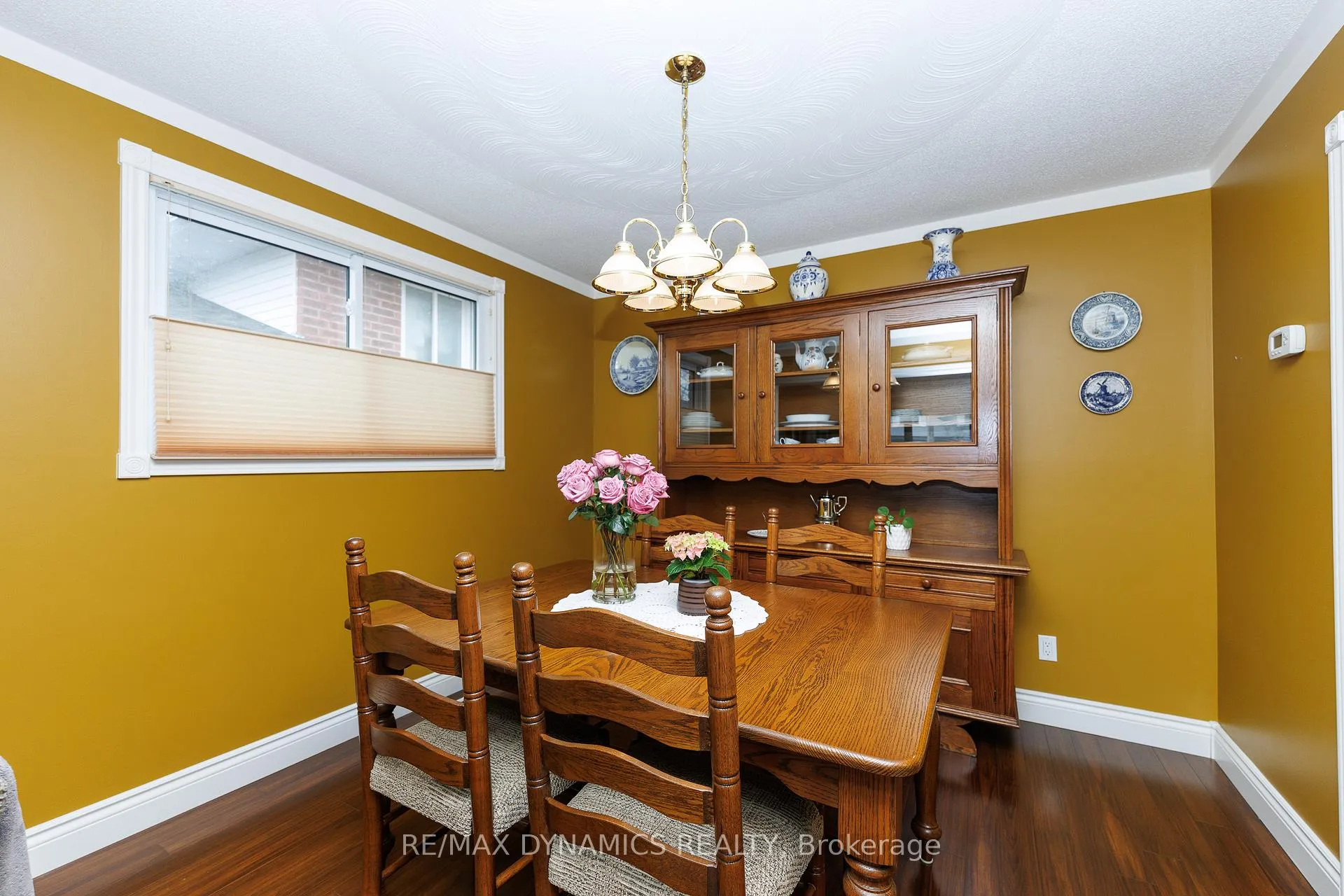 Photo 7 of 15 Rollins Drive, Welland, N. Welland — HOMEH