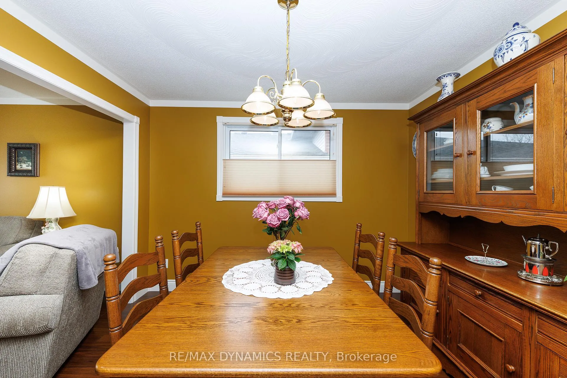 Photo 8 of 15 Rollins Drive, Welland, N. Welland — HOMEH